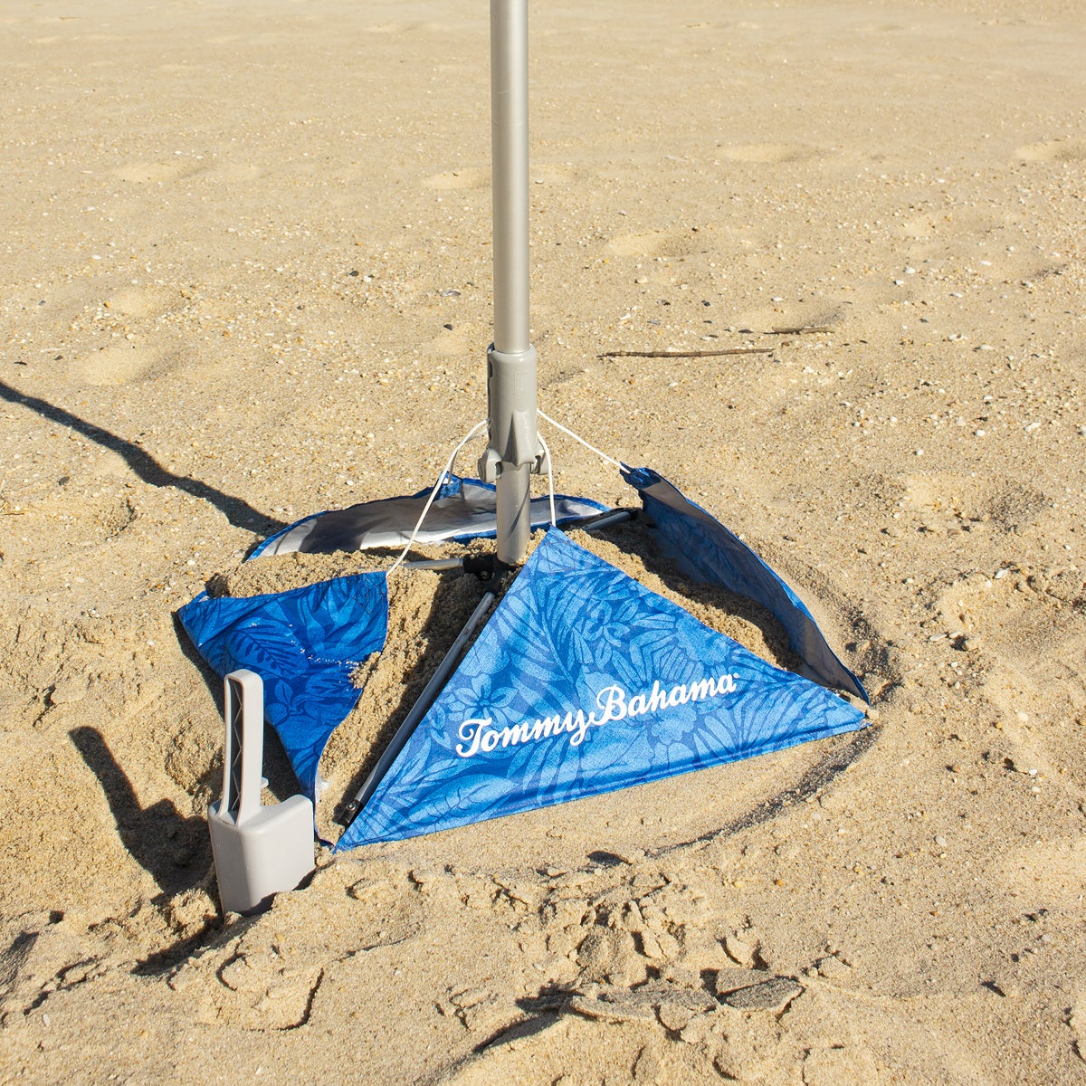 Tommy Bahama 7.5ft Beach Umbrella With Anchorx+
