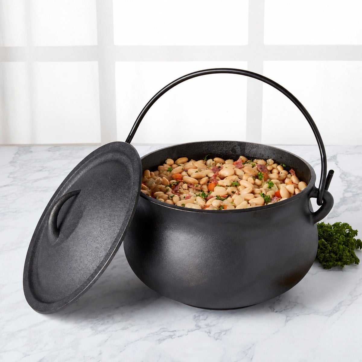 Denmark Tools for Cooks 6-quart Pre-Seasoned Cast Iron Bean Pot
