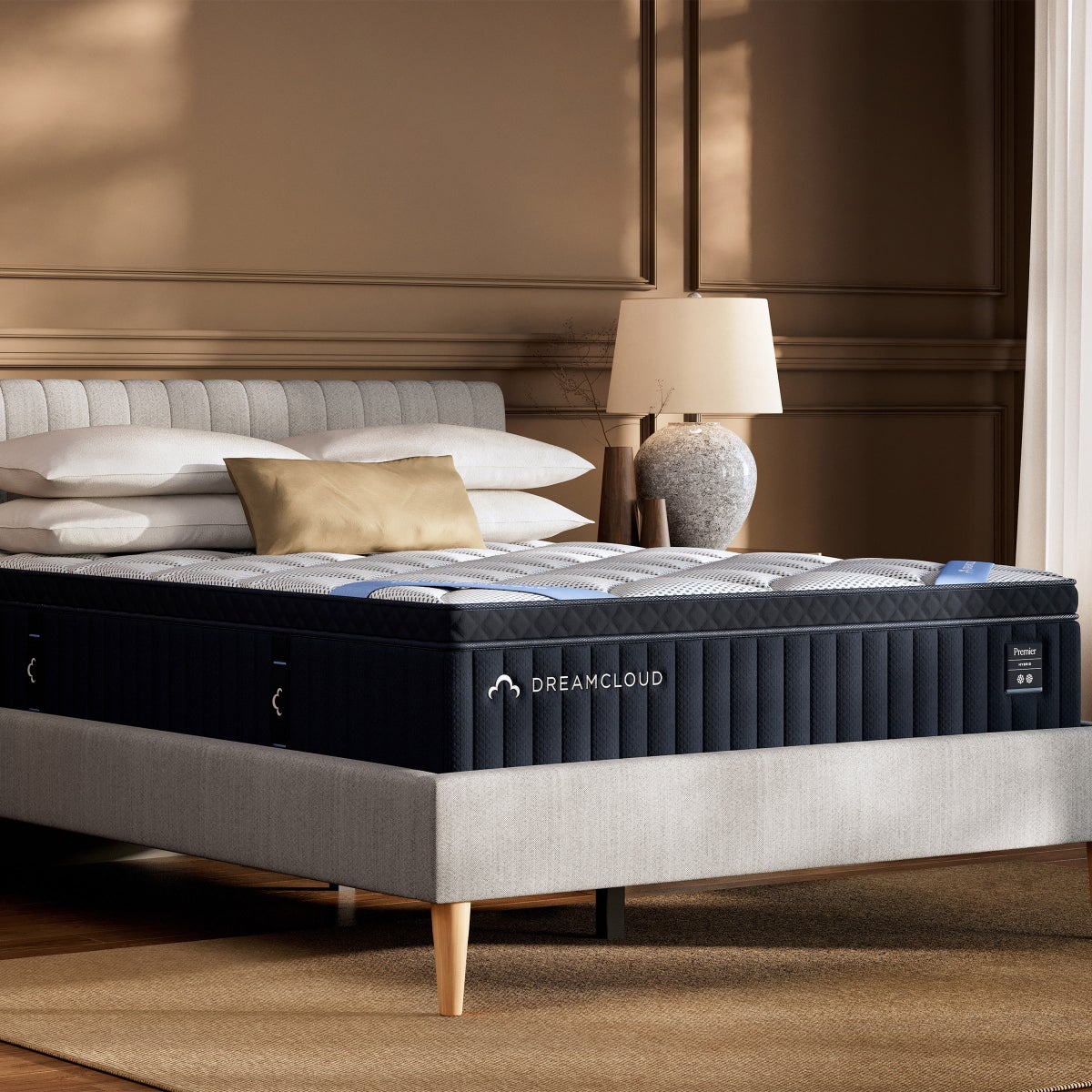DreamCloud Premier 13" Hybrid Mattress, Full