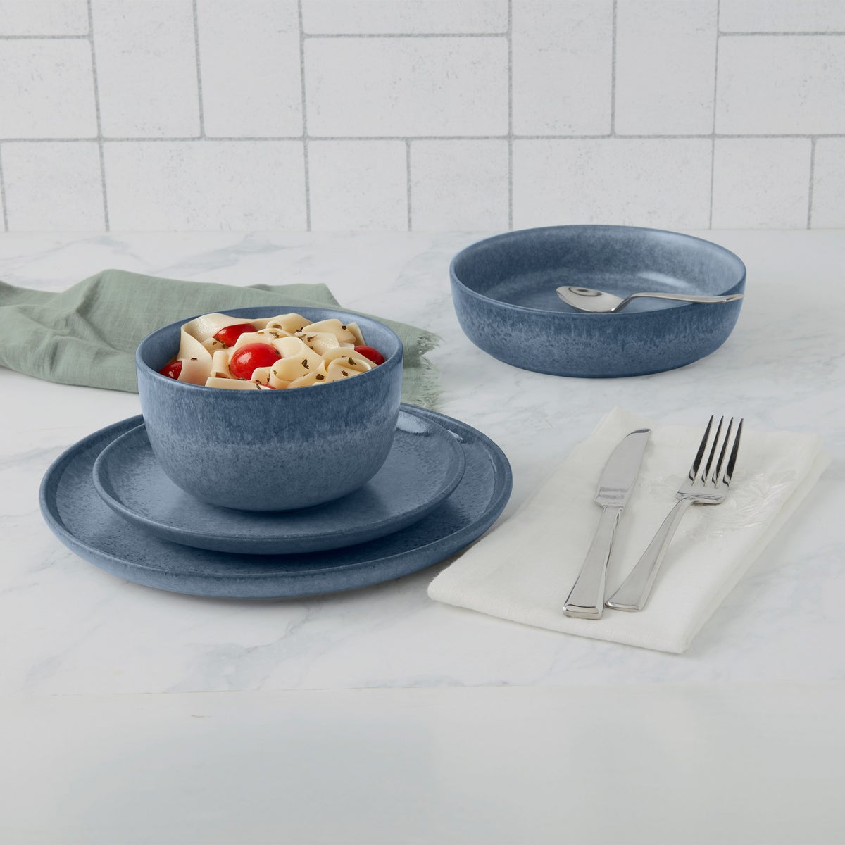 Denmark 16-piece Dinnerware Set - Blue