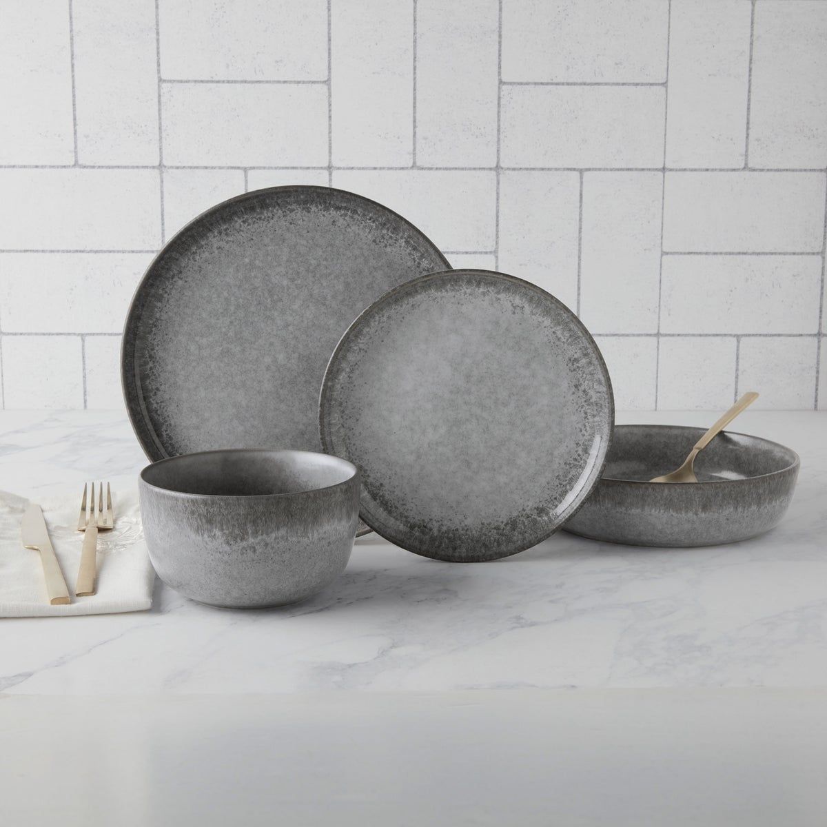 Denmark 16-piece Dinnerware Set - Gray