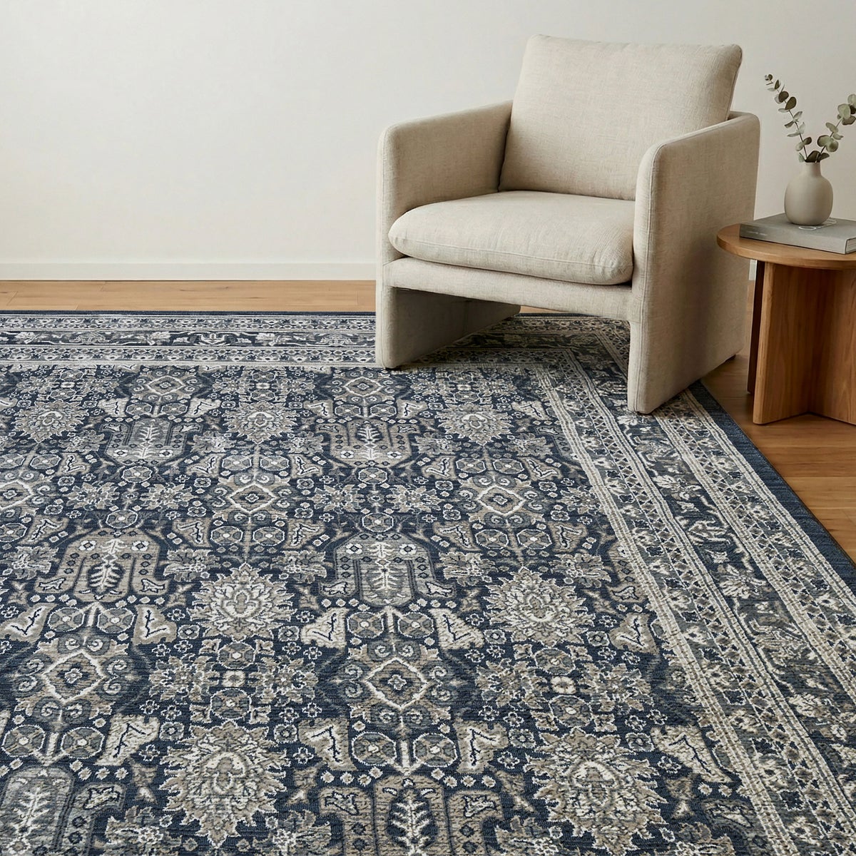 Thomasville Timeless Classic Rug Collection, Sachi Blue,  7 ft. 10 in. x 10 ft.