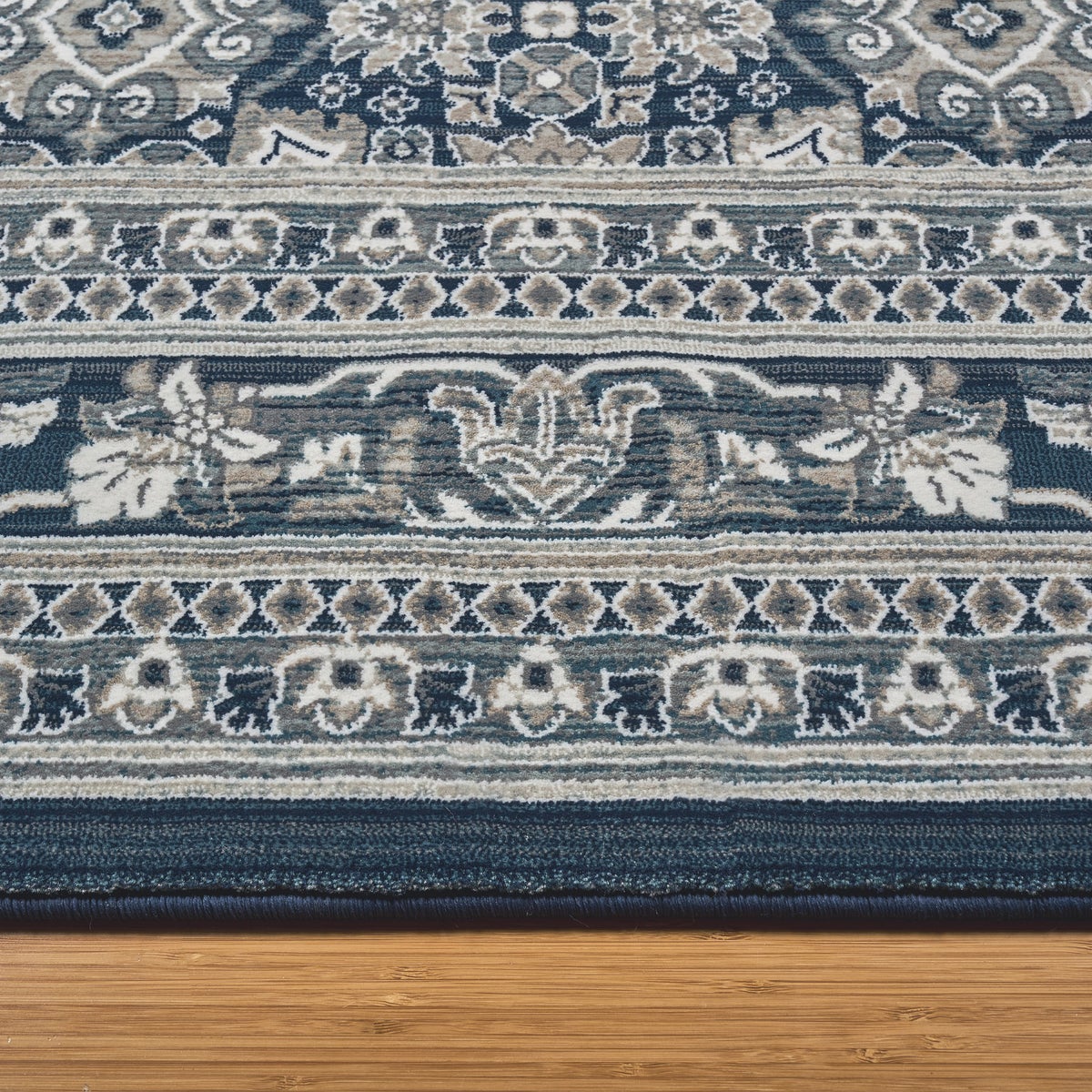 Thomasville Timeless Classic Rug Collection, Sachi Blue,  8 ft. 8 in. x 13 ft.