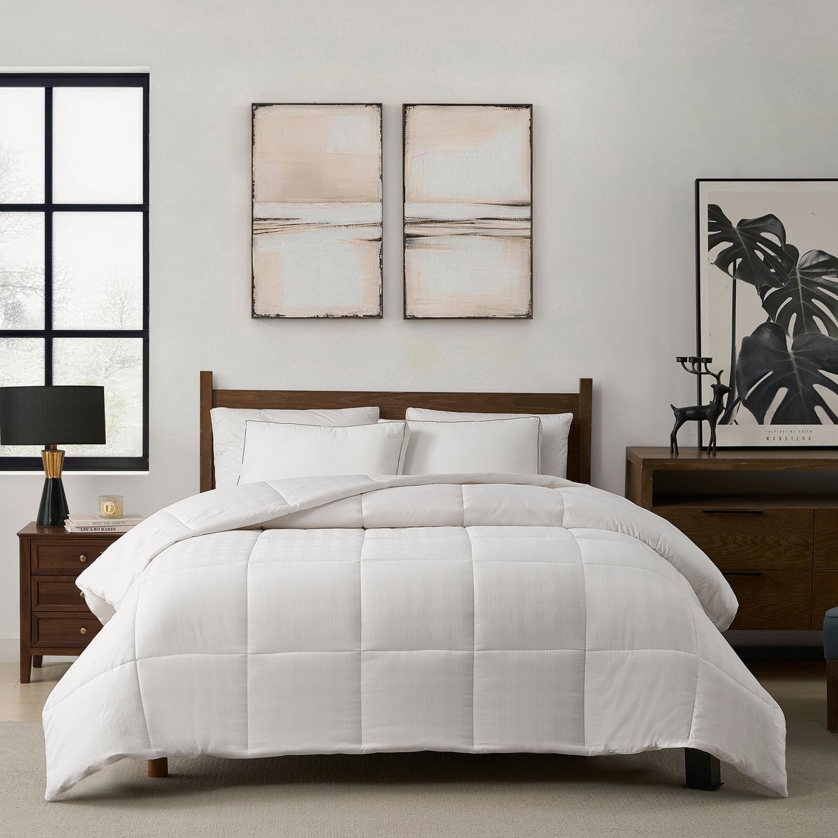 Hotel Grand Wool Filled Comforter, Twin, Medium Warmth