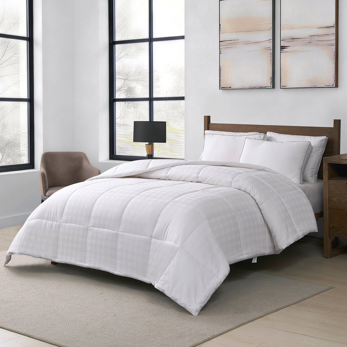 Hotel Grand Wool Filled Comforter, Twin, Medium Warmth
