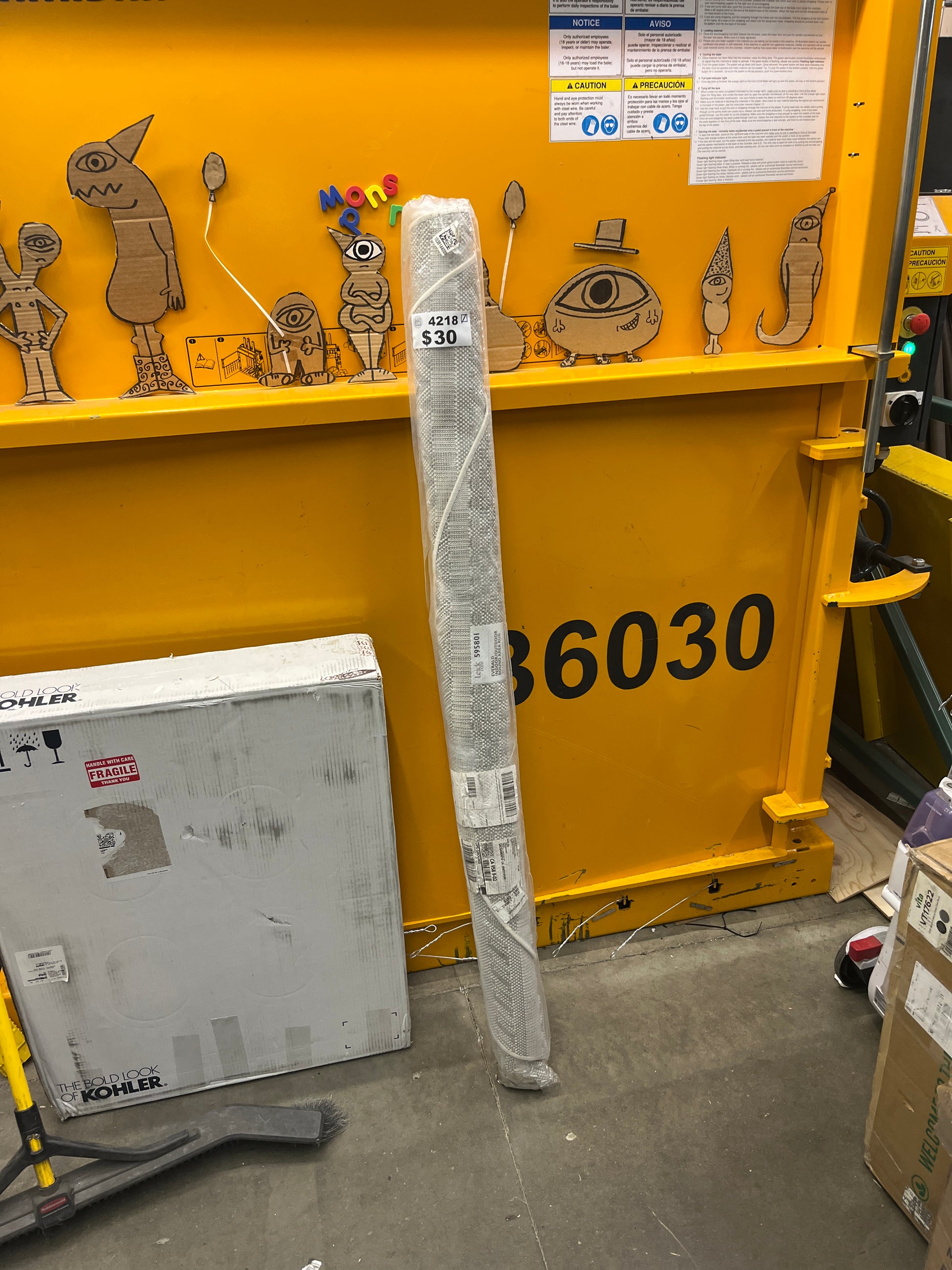 Leick Home 595801 Everald Multi-Pattern Indoor Outdoor Area Rug Round 5'3" - Retail $63