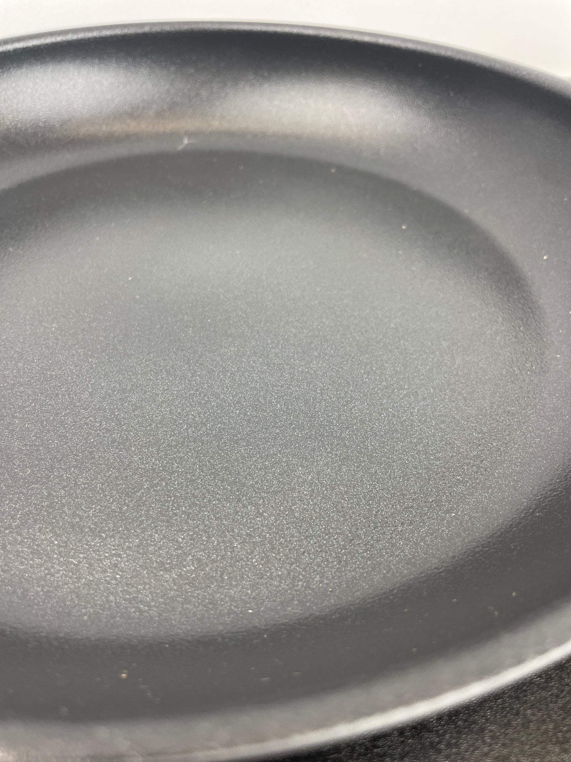 GreenPan Mayflower Pro Hard Anodized Healthy Ceramic Nonstick, 10" Frying Pan Skillet, Vintage Wood Handle, PFAS-Free, Induction, Charcoal Gray - Retail $58