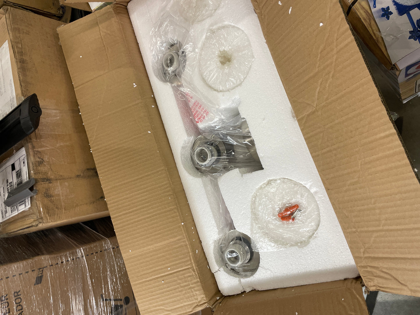 Design House 556209 Aubrey Transitional 3-Light Indoor Bathroom Vanity Light Dimmable Frosted Glass for Over the Mirror, Satin Nickel - Retail $70