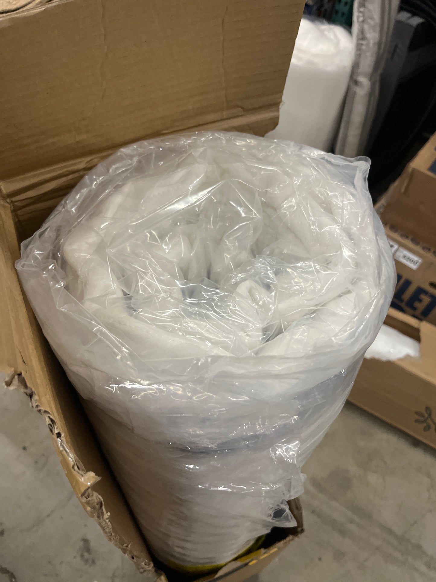 NEW - Avenco 12 Inch FULL Size Mattress, Medium Soft, Hybrid Spring Mattresses with Comfort Foam and Pocket Coils for Pressure Relief & Motion Isolation - Retail $229