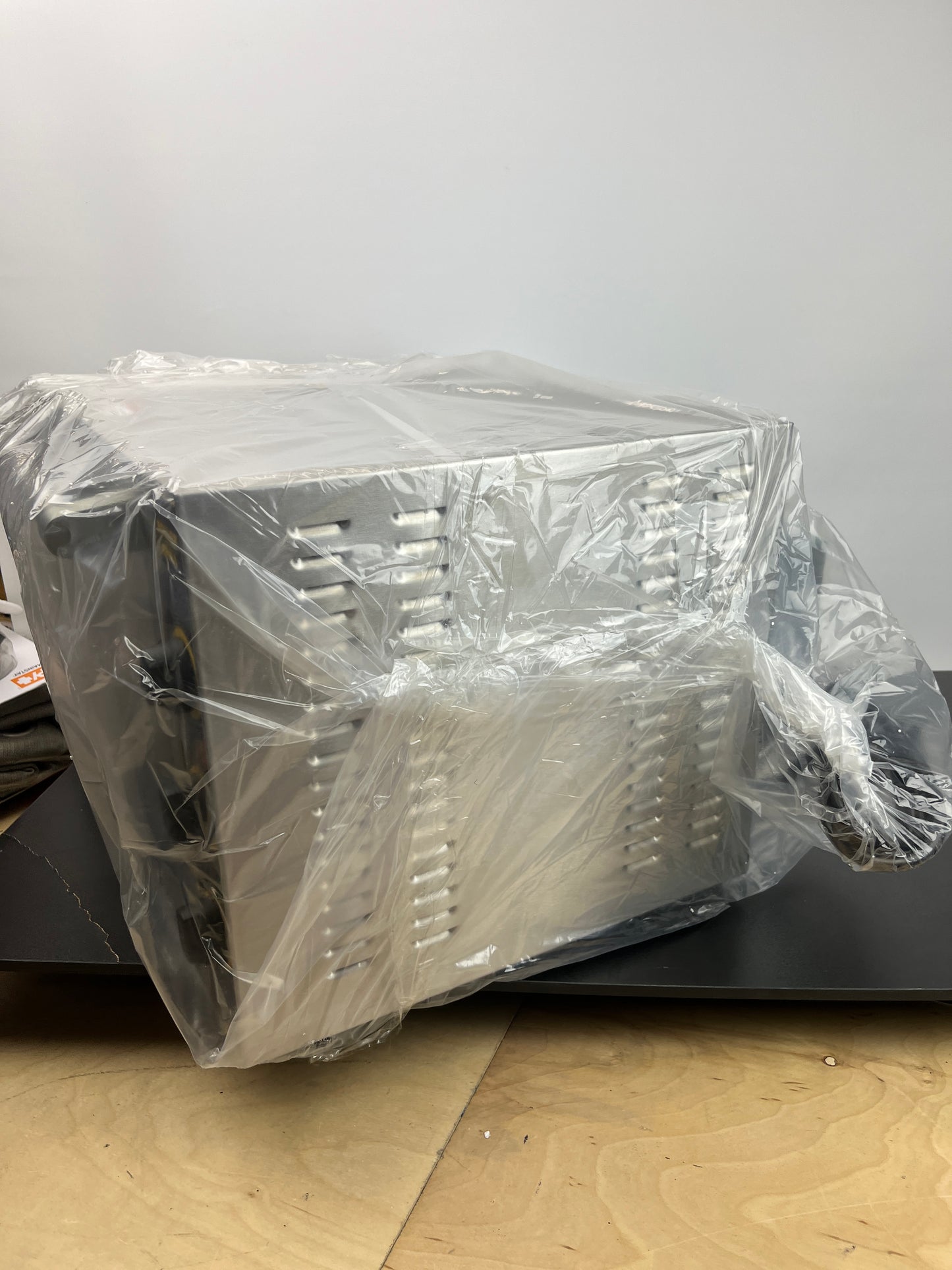 Equipex FC-33/1 Electric Quarter-Size Countertop Convection Oven/Broiler, 120v, NSF - Retail $1403