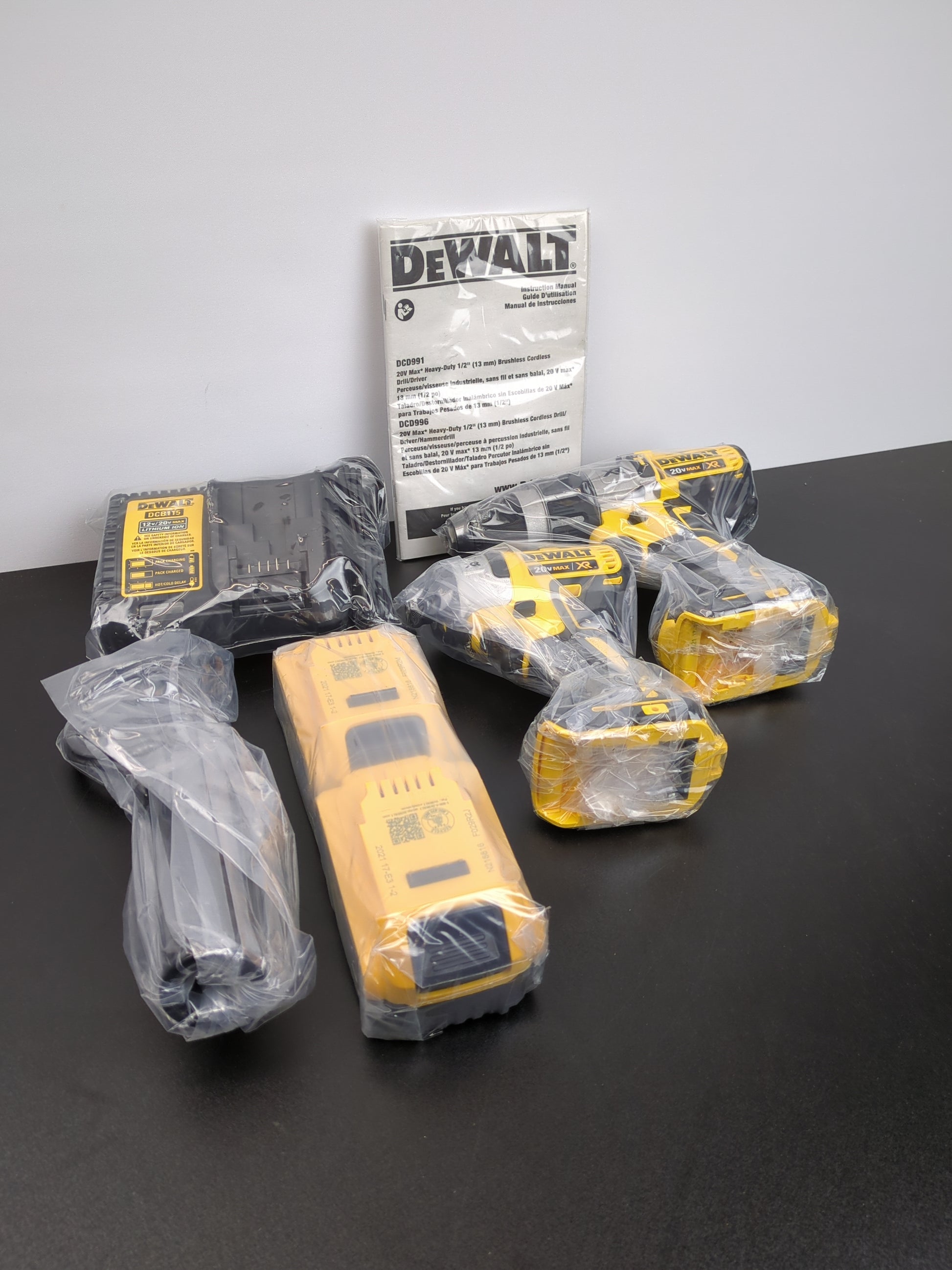 DEWALT 20V MAX Hammer Drill and Impact Driver, Cordless Power Tool Combo Kit with 2 Batteries and Charger (DCK299M2) - Retail $329