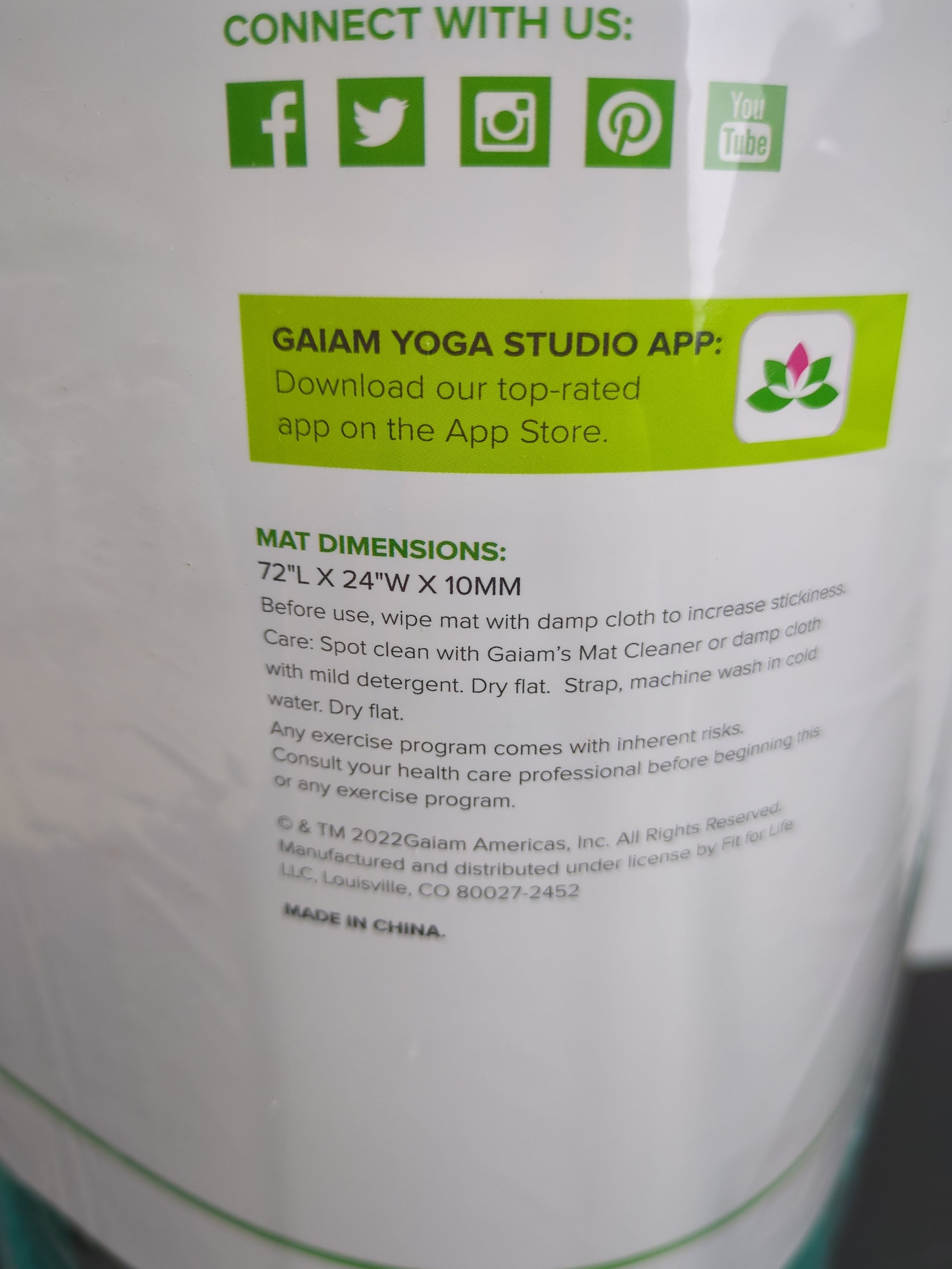 Gaiam Essentials Thick Yoga Mat Fitness & Exercise Mat With Easy-Cinch Carrier Strap, Teal, 72"L X 24"W X 2/5 Inch Thick - Retail $21