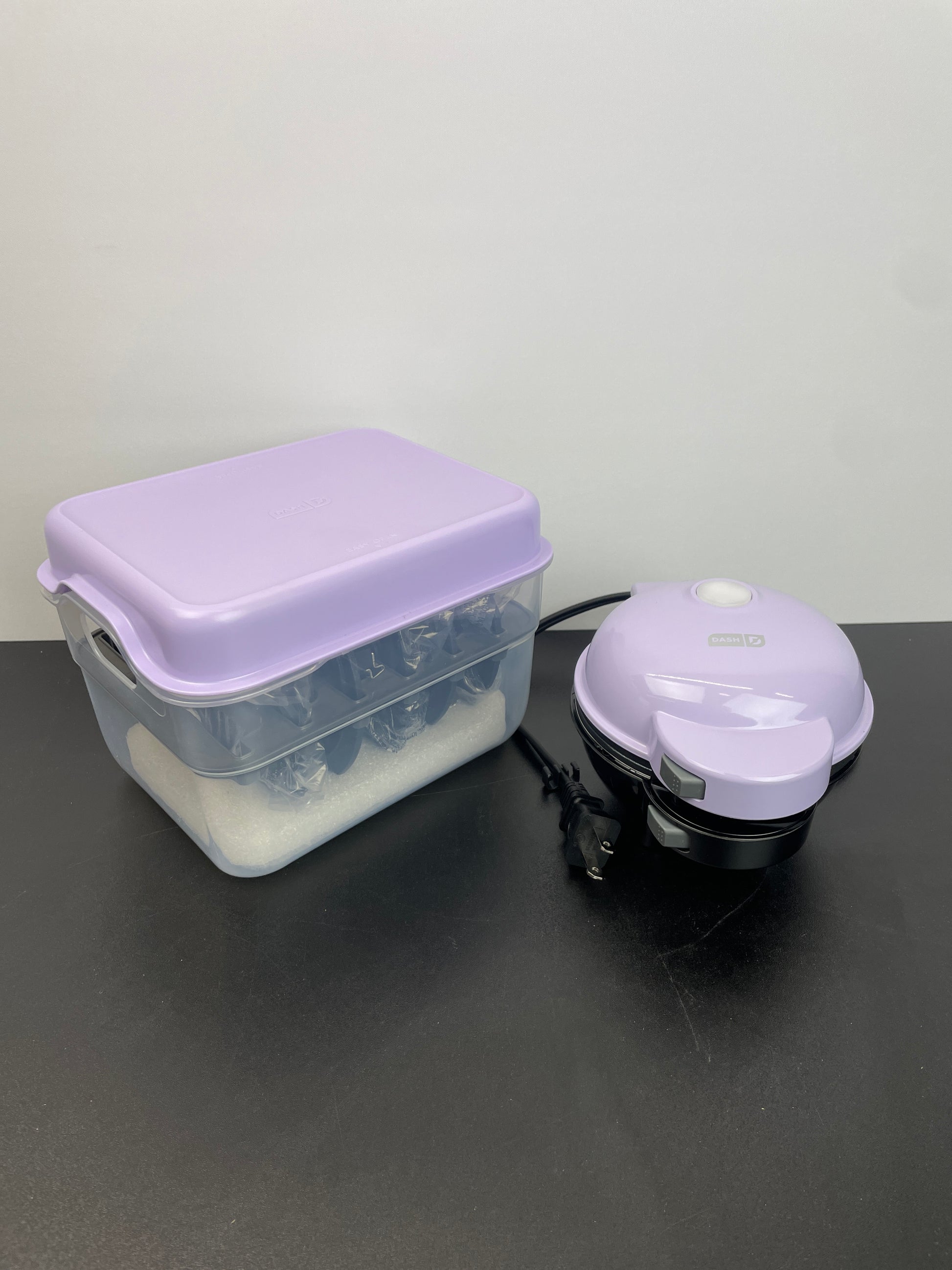 DASH MINI WAFFLE MAKER - Retail $29