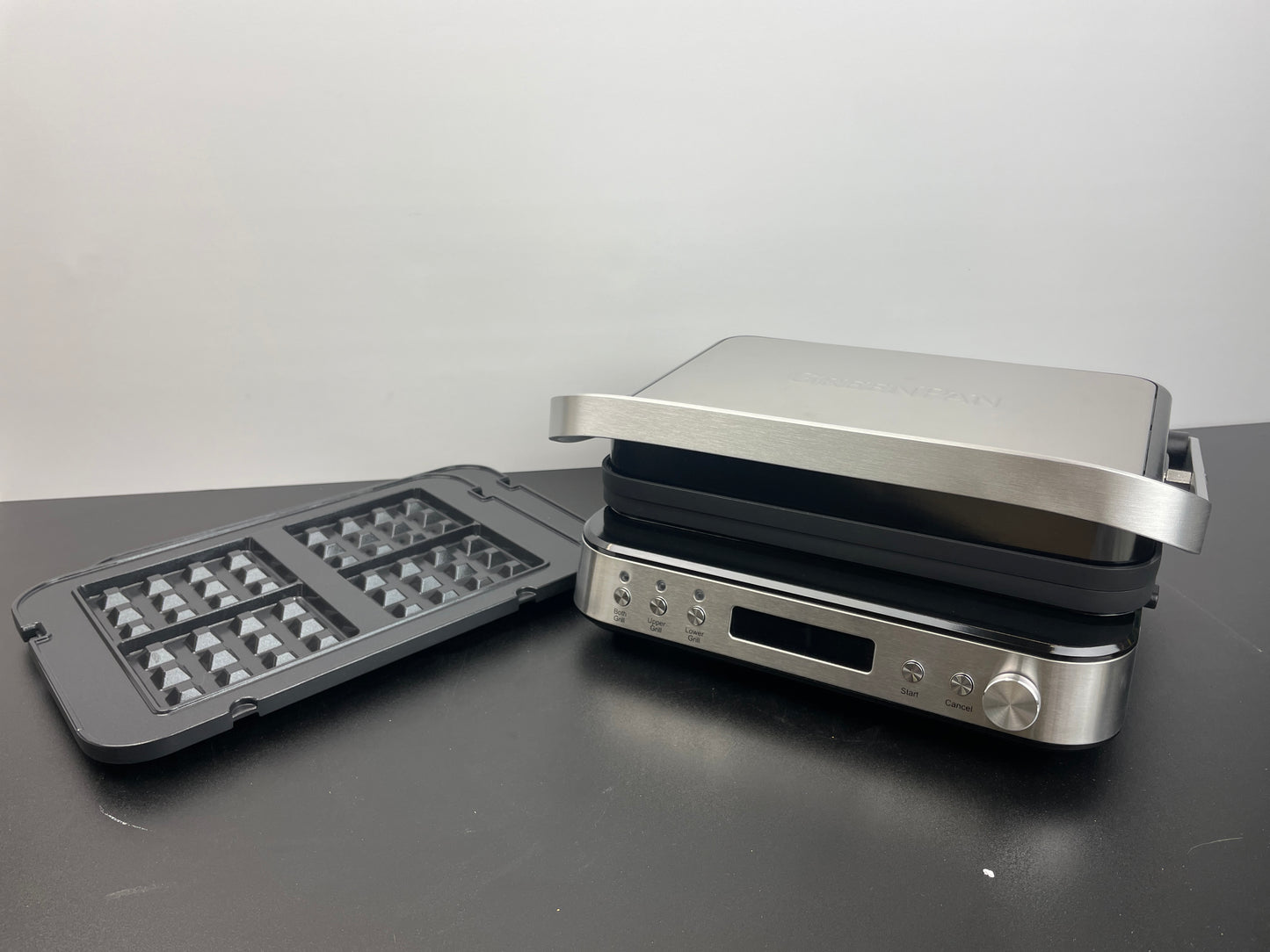 GREENPAN WAFFLE MAKER BLK - Retail $174