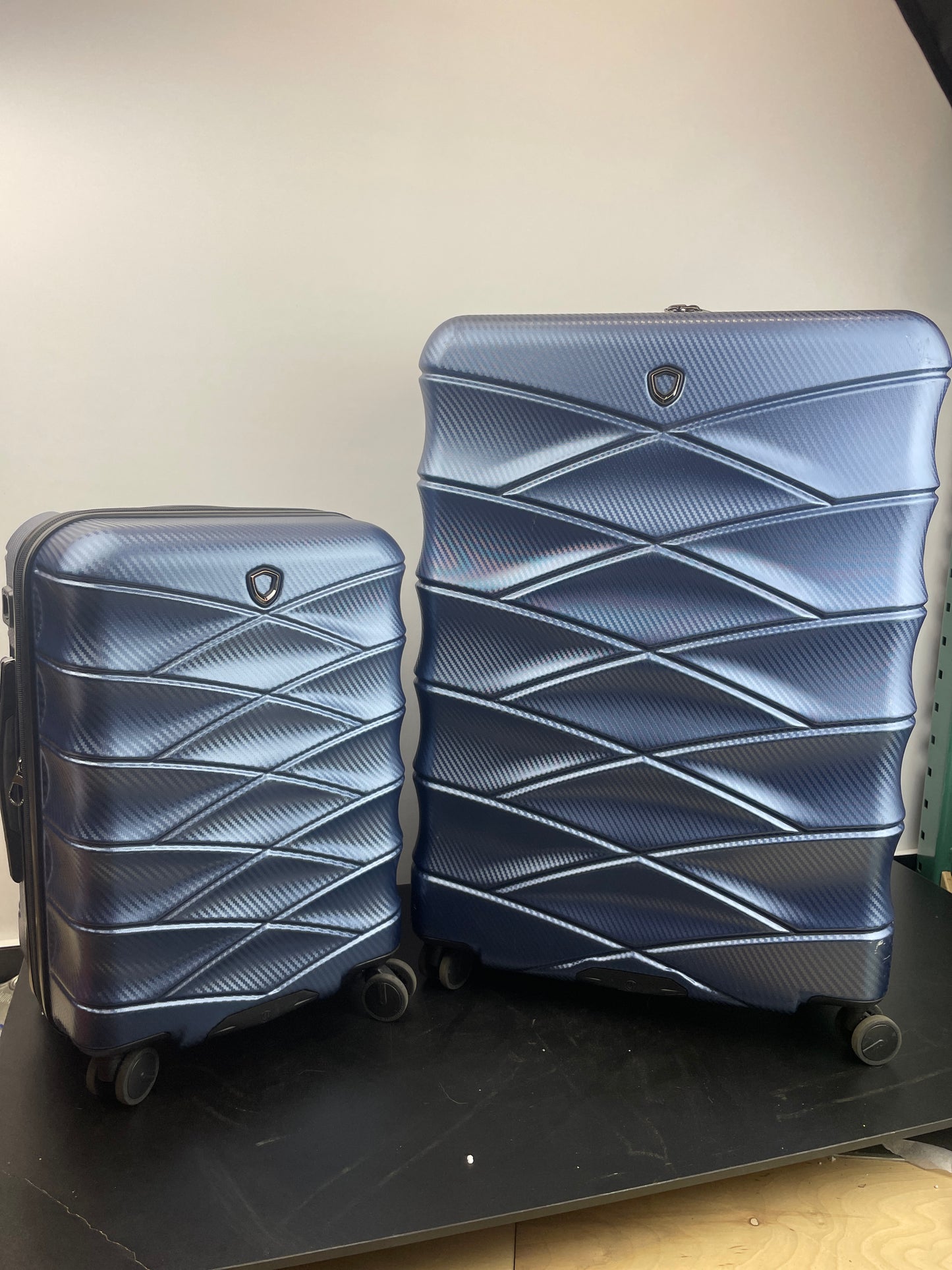 Costco - Traveler's Choice Granville II 2-piece Luggage Set