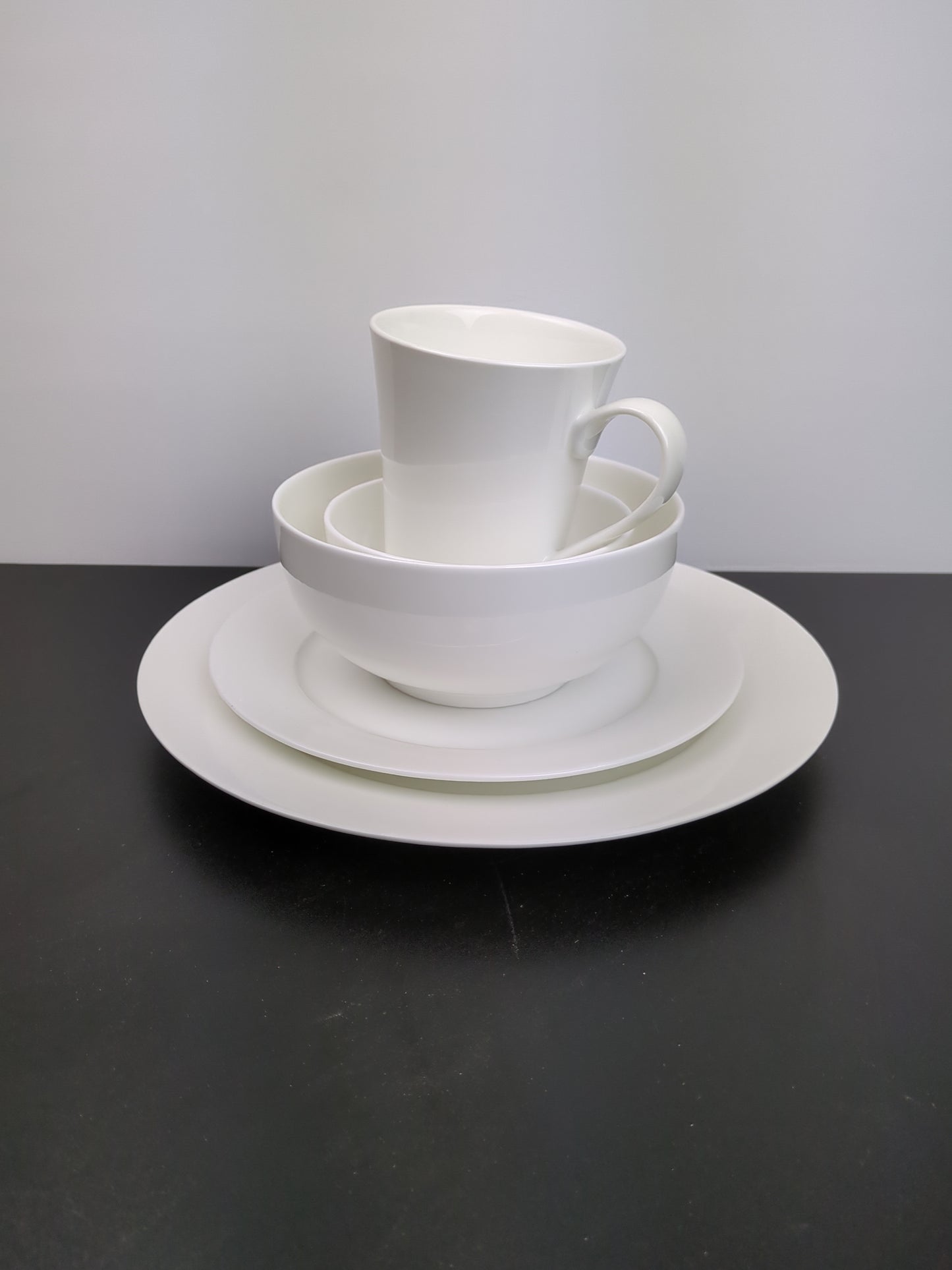 MIKASA LAUSANNE BONE - Retail $99