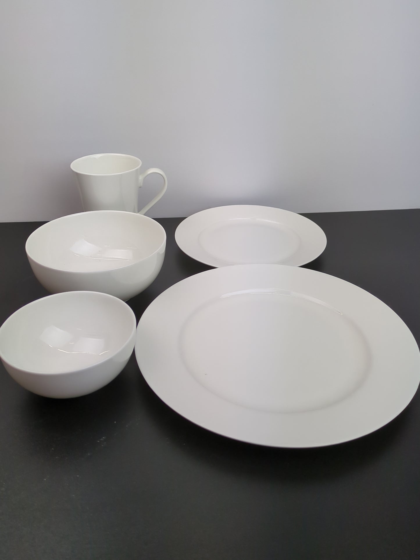 MIKASA LAUSANNE BONE - Retail $99