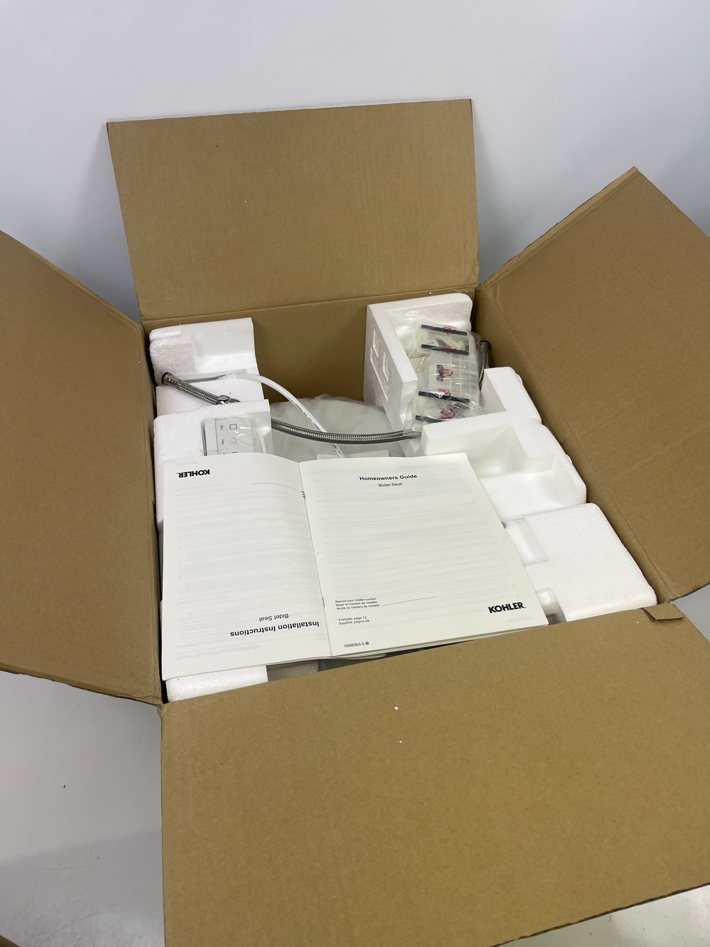 NEW - Kohler E-815 ROUND Premium Bidet Toilet Seat with Remote Control - Retail $350