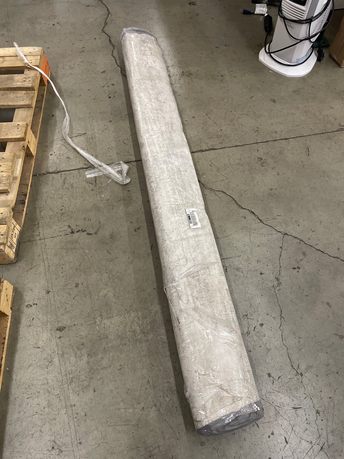 Nourison Arctic Area Rug Collection, McKinley - 6'6" x 9'2"