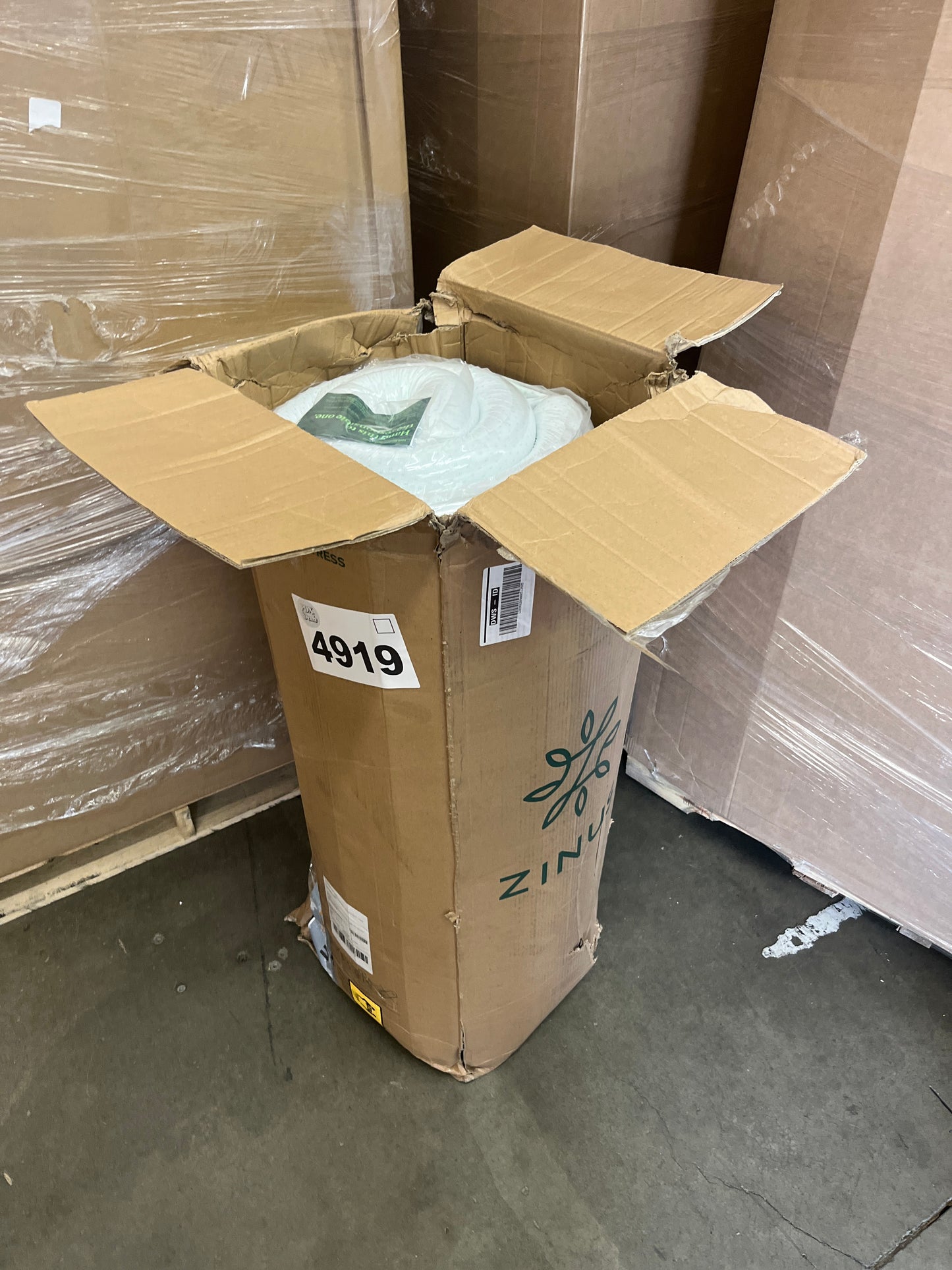 Zinus 12 Inch Green Tea Memory Foam Mattress [New Version], Fiberglass Free, Medium Firm Feel, Zoned Pressure Relief, Certified Safe Foams & Fabric, Bed-in-A-Box, King - Retail $344