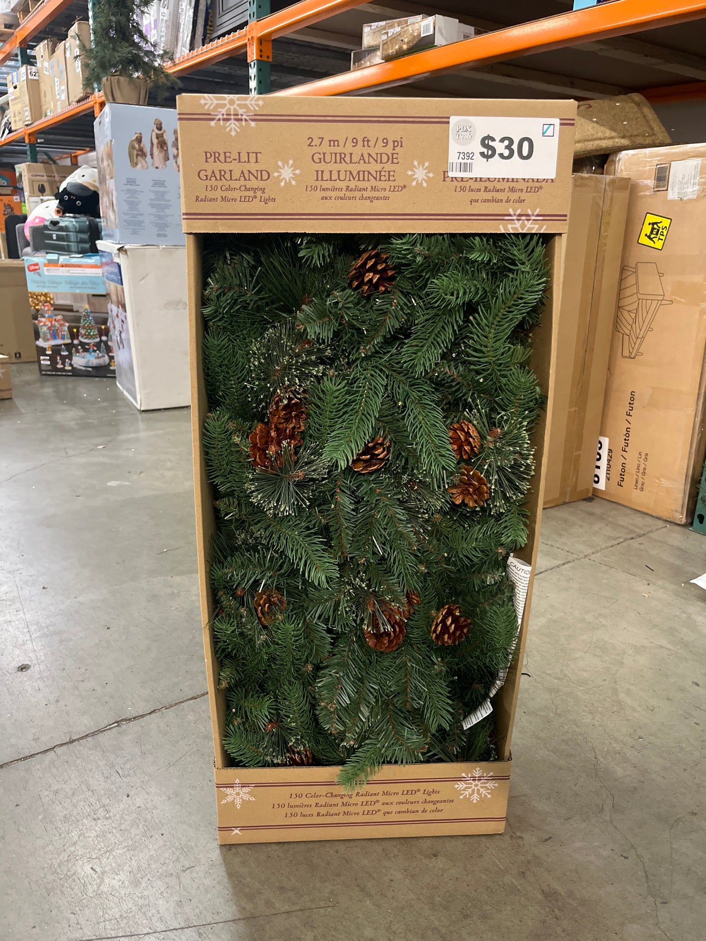 9 ft Pre Lit Decorated Garland