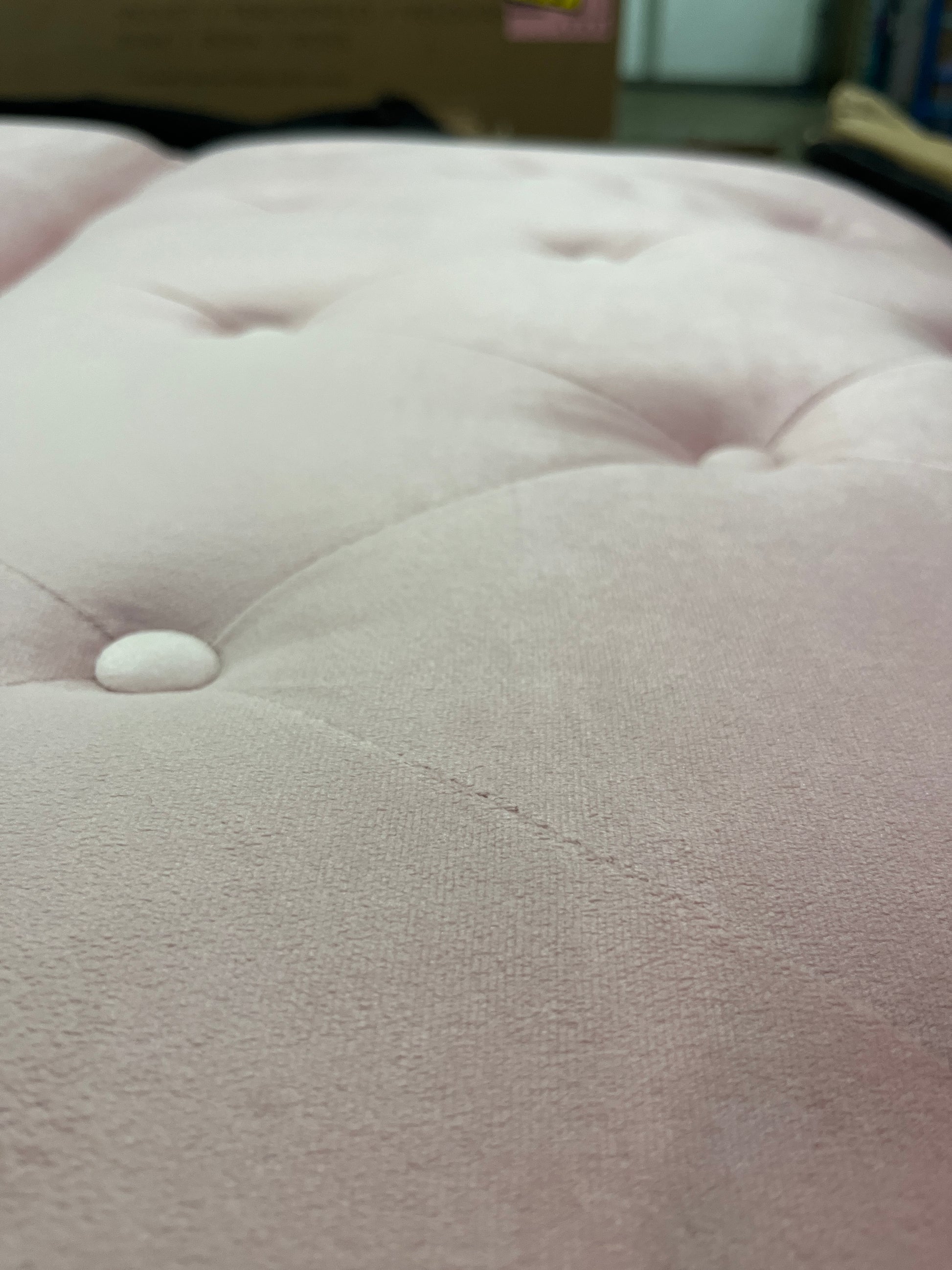 Novogratz Tallulah Memory Foam Futon, Pink - Retail $232