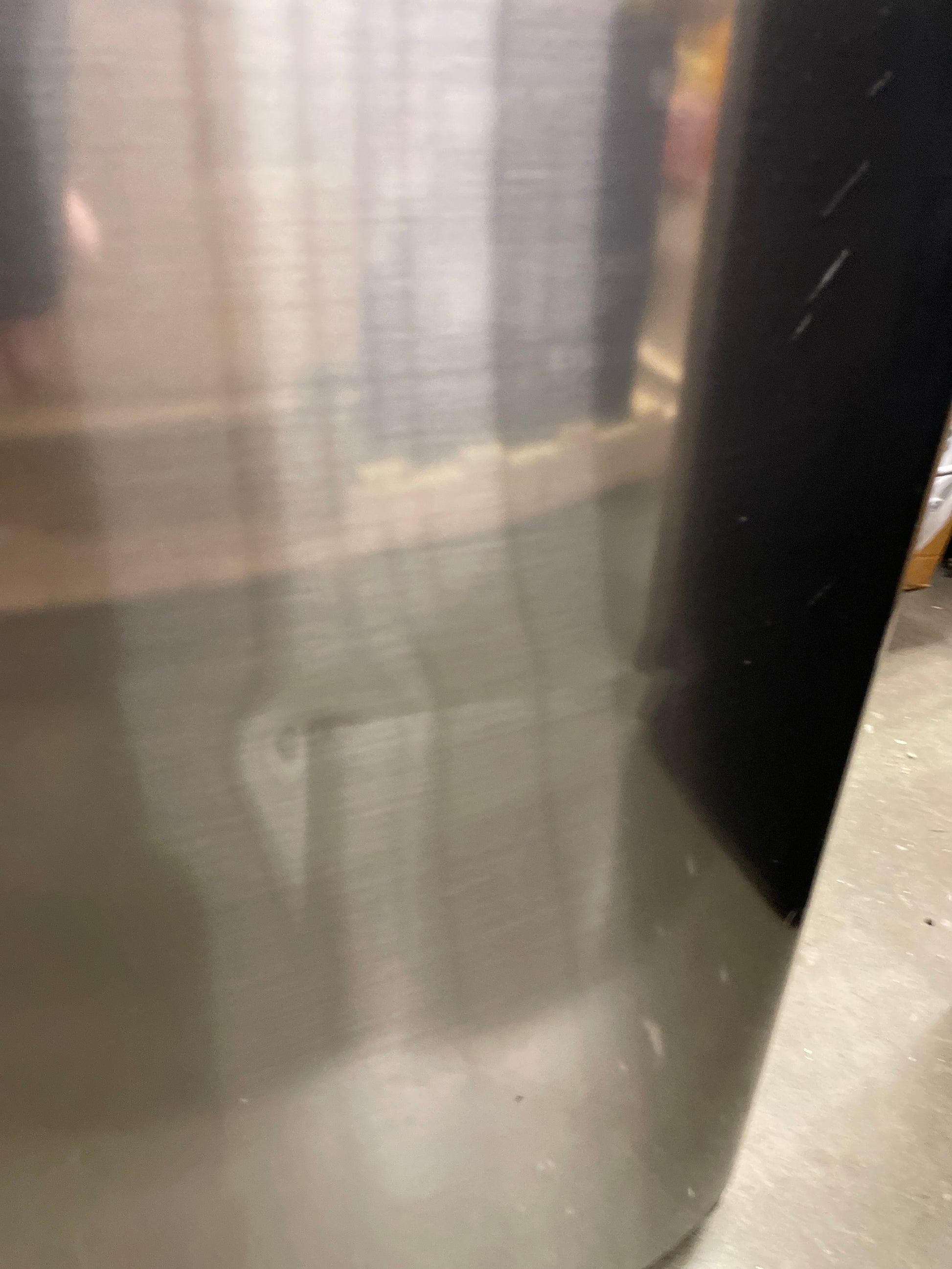 LG LRONC0605V RF 6 CU FT - Retail $389