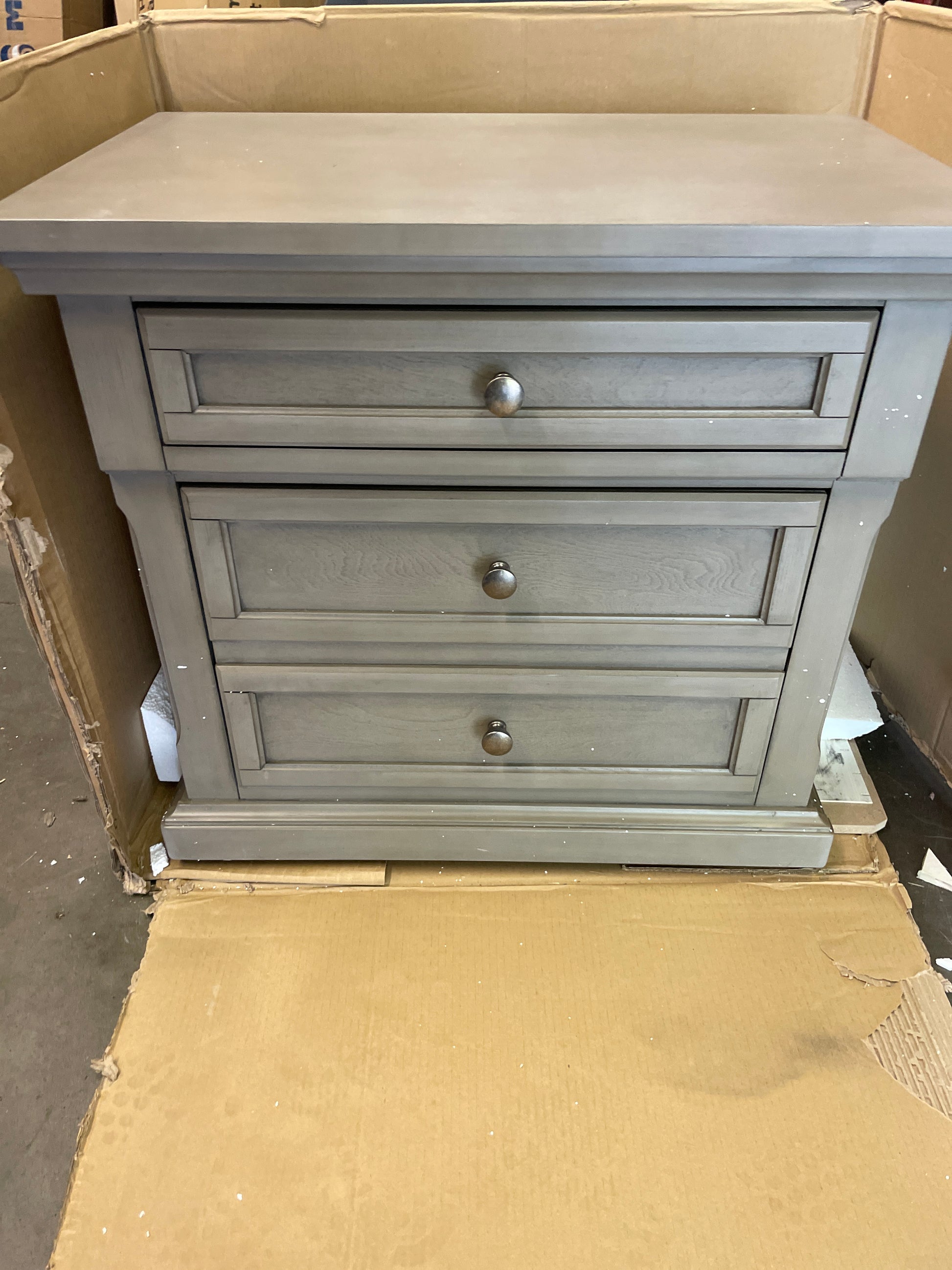 Signature Design by Ashley Lettner Modern Traditional 2 Drawer Nightstand, Light Gray - Retail $299