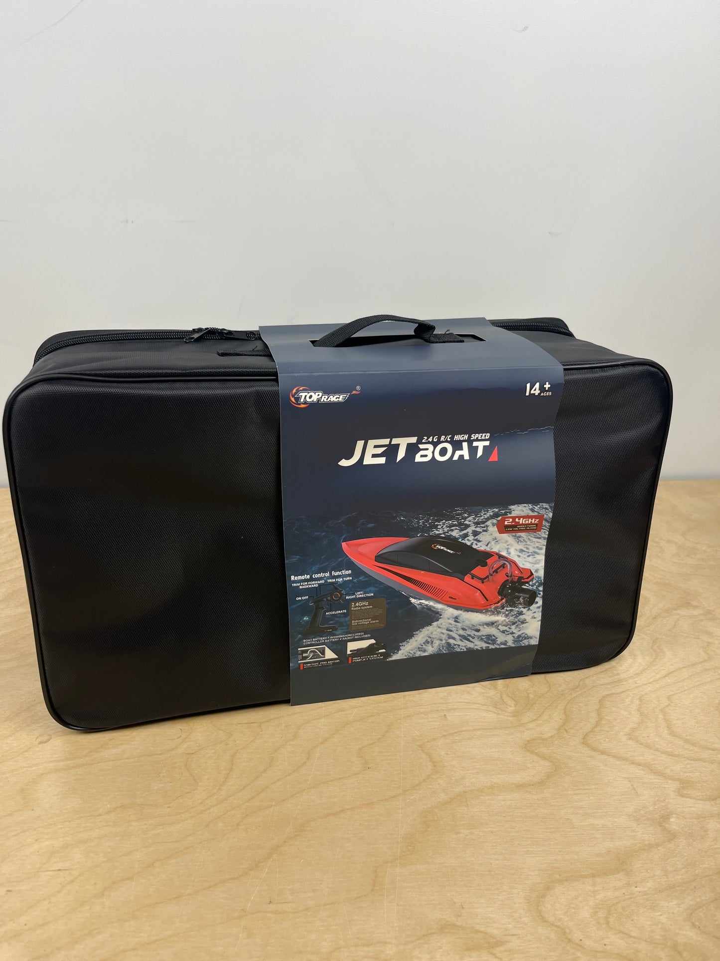 Top Race High-Speed Plastic RC Boat - Rechargeable Battery - 100 M Range - Jet Motor - Low Resistance Hull - Mini RC - Red