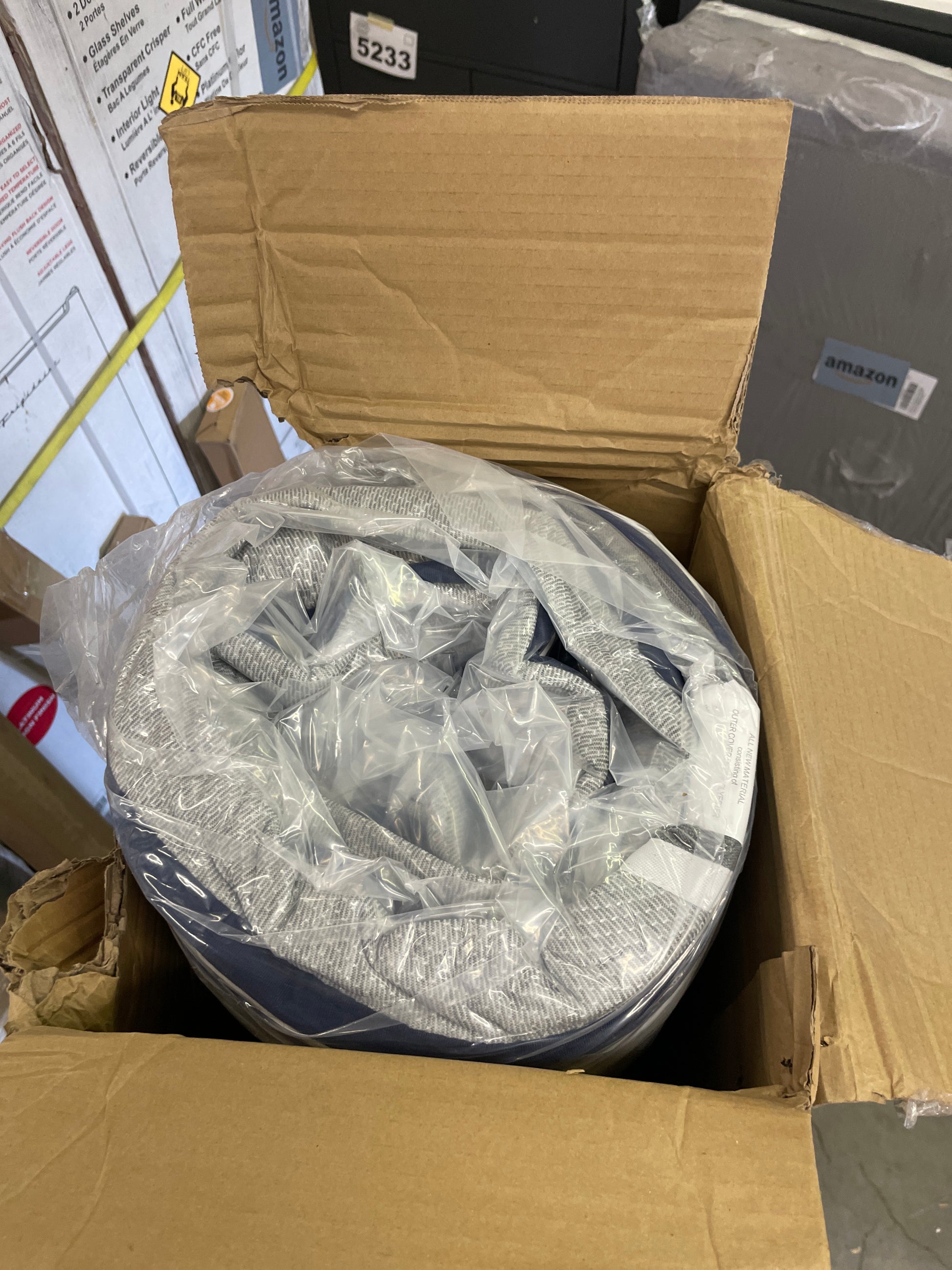 Rimensy Queen Mattress,10 Inch Hybrid Mattress in a Box,Gel Memory Foam and Individually Wrapped Pocket Coils Innerspring Mattress for Motion Isolation,Medium Firm,Queen Size Mattress - Retail $189