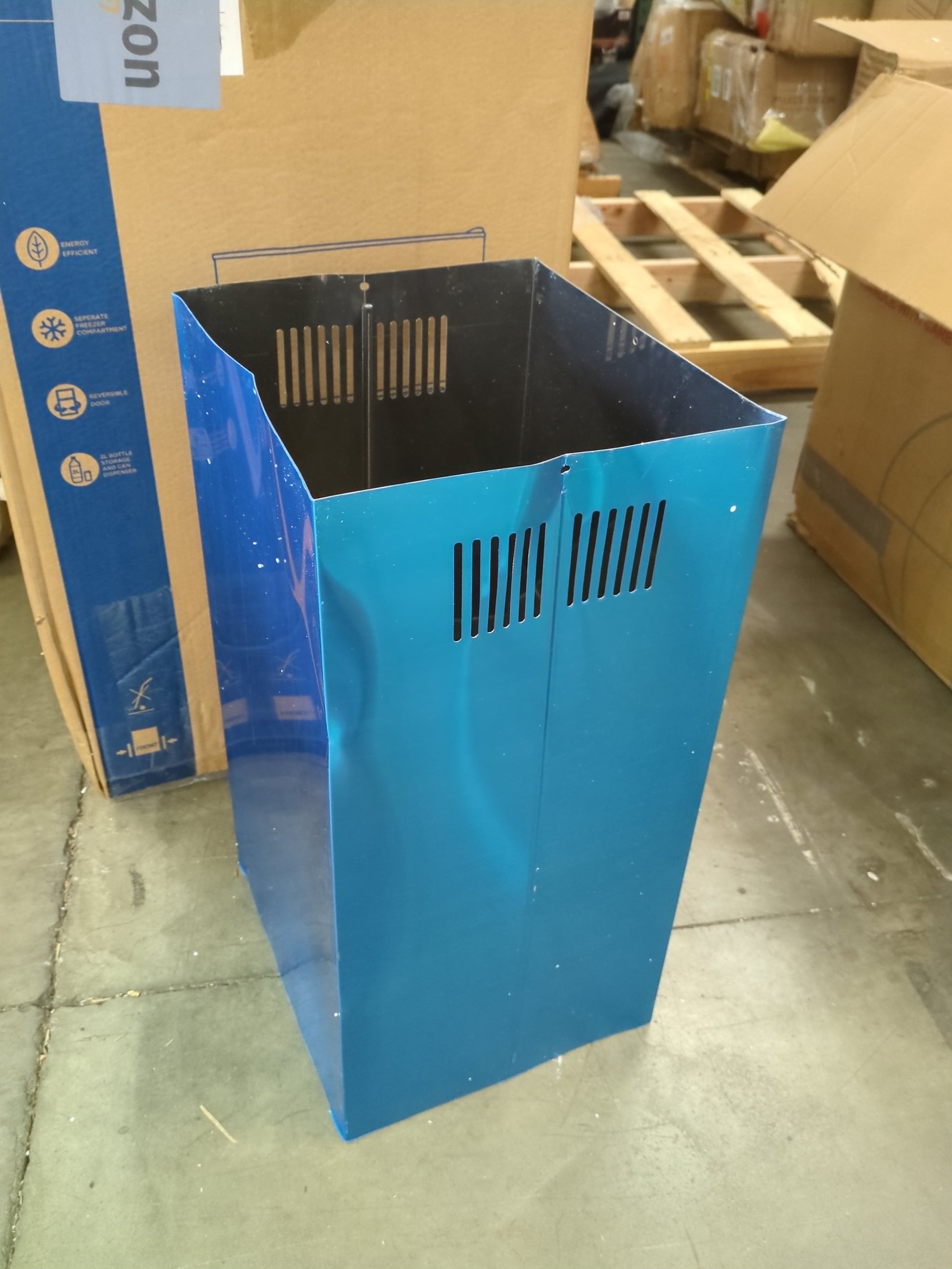 COSMO 668ICS900 36 in. Island Range Hood with 380 CFM, 3 Speeds, Ducted, Permanent Filters, Soft Touch Controls, LED Lights, Curved Glass Hood in Stainless Steel - Retail $359