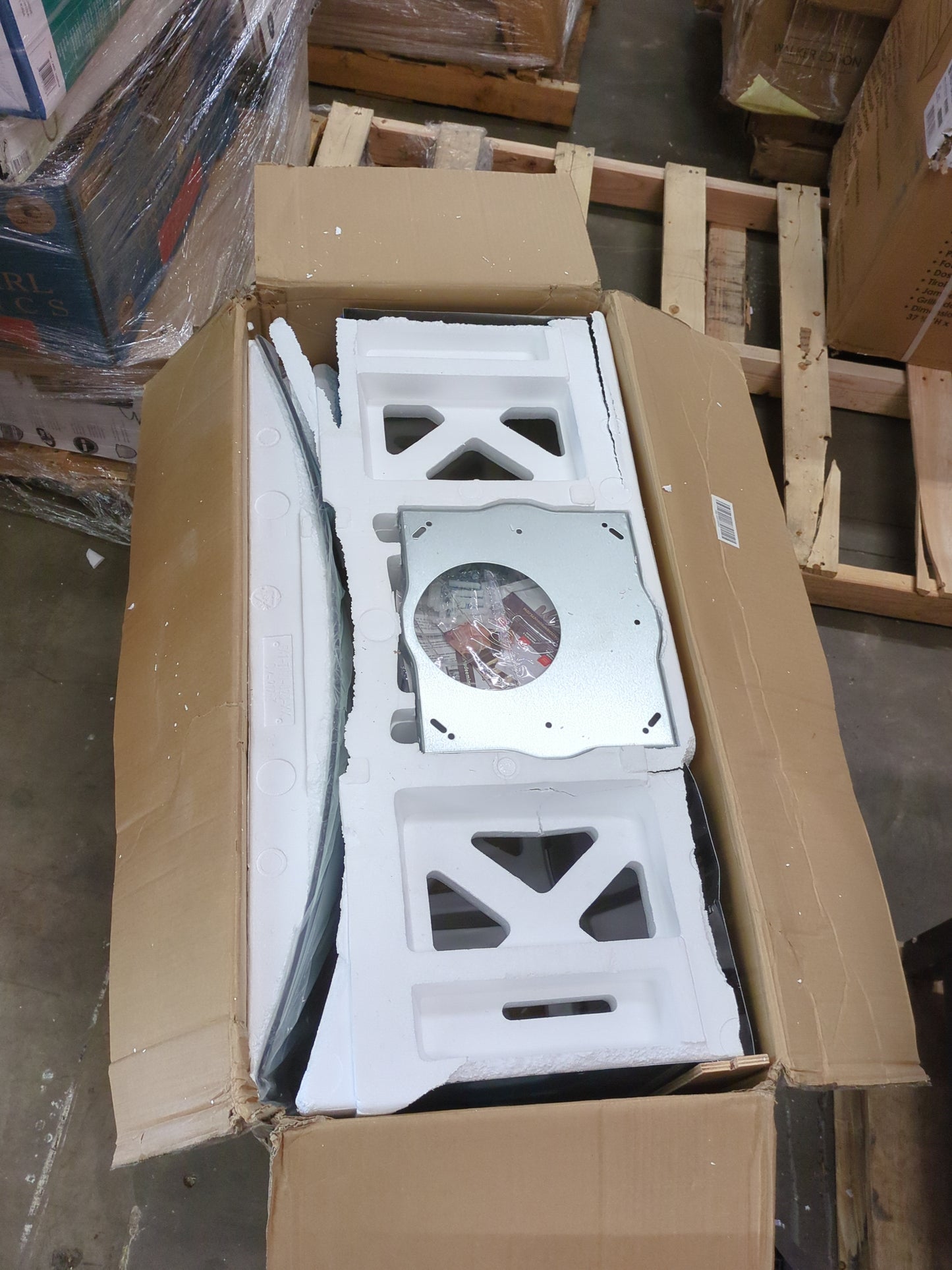 COSMO 668ICS900 36 in. Island Range Hood with 380 CFM, 3 Speeds, Ducted, Permanent Filters, Soft Touch Controls, LED Lights, Curved Glass Hood in Stainless Steel - Retail $359