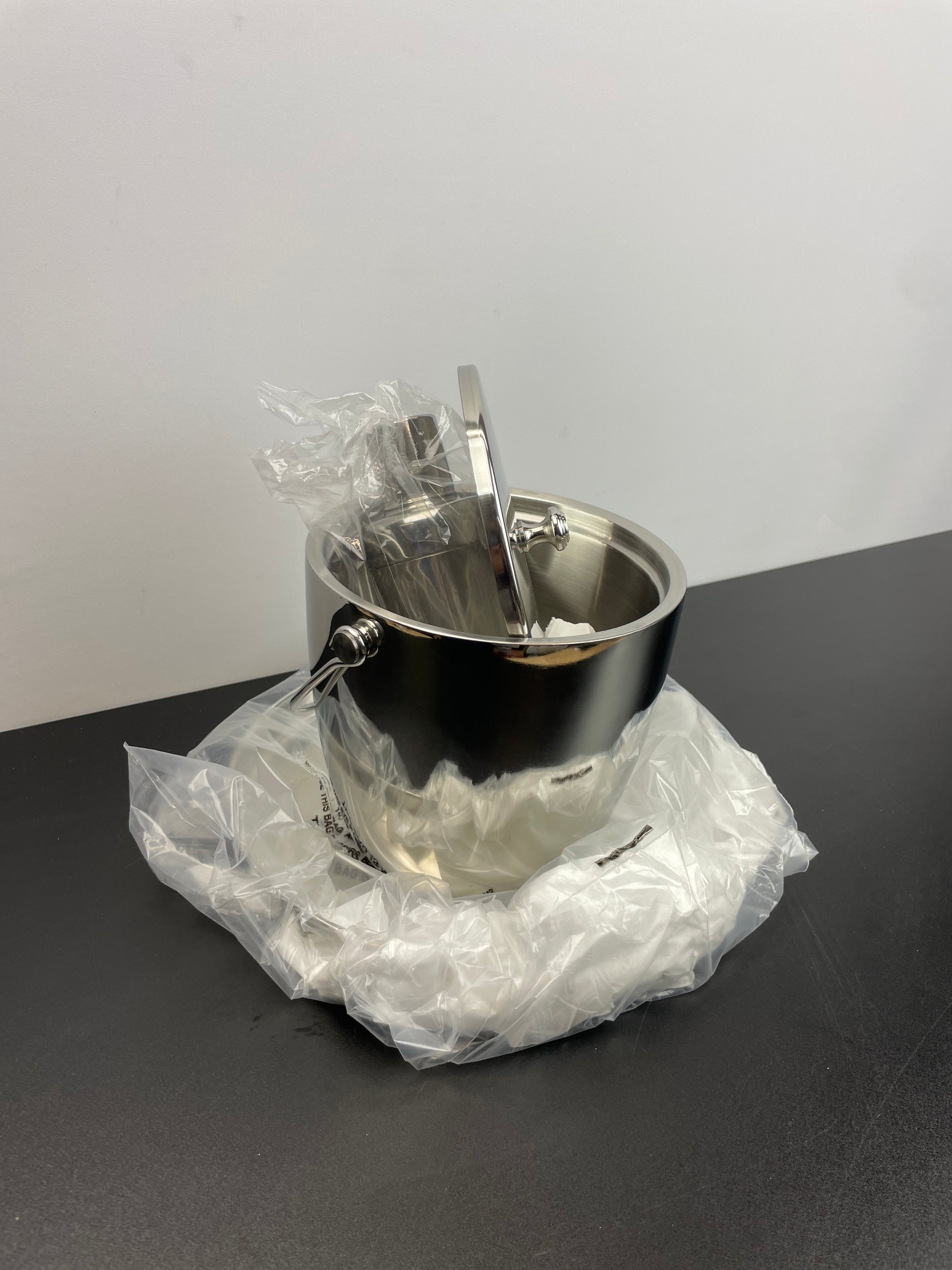 MIKASA LUXE BARWARE 4PC - Retail $52