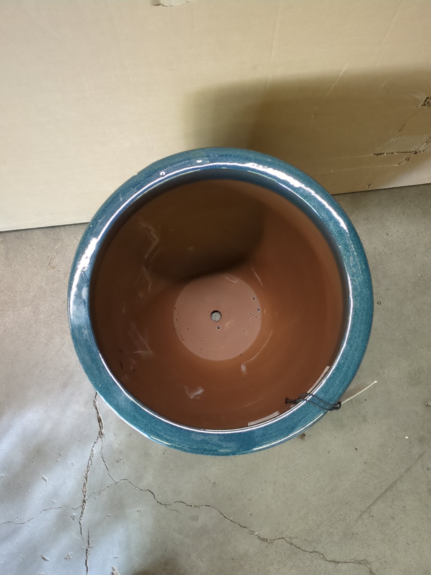 CERAMIC PLANTER FY24 - Retail $44