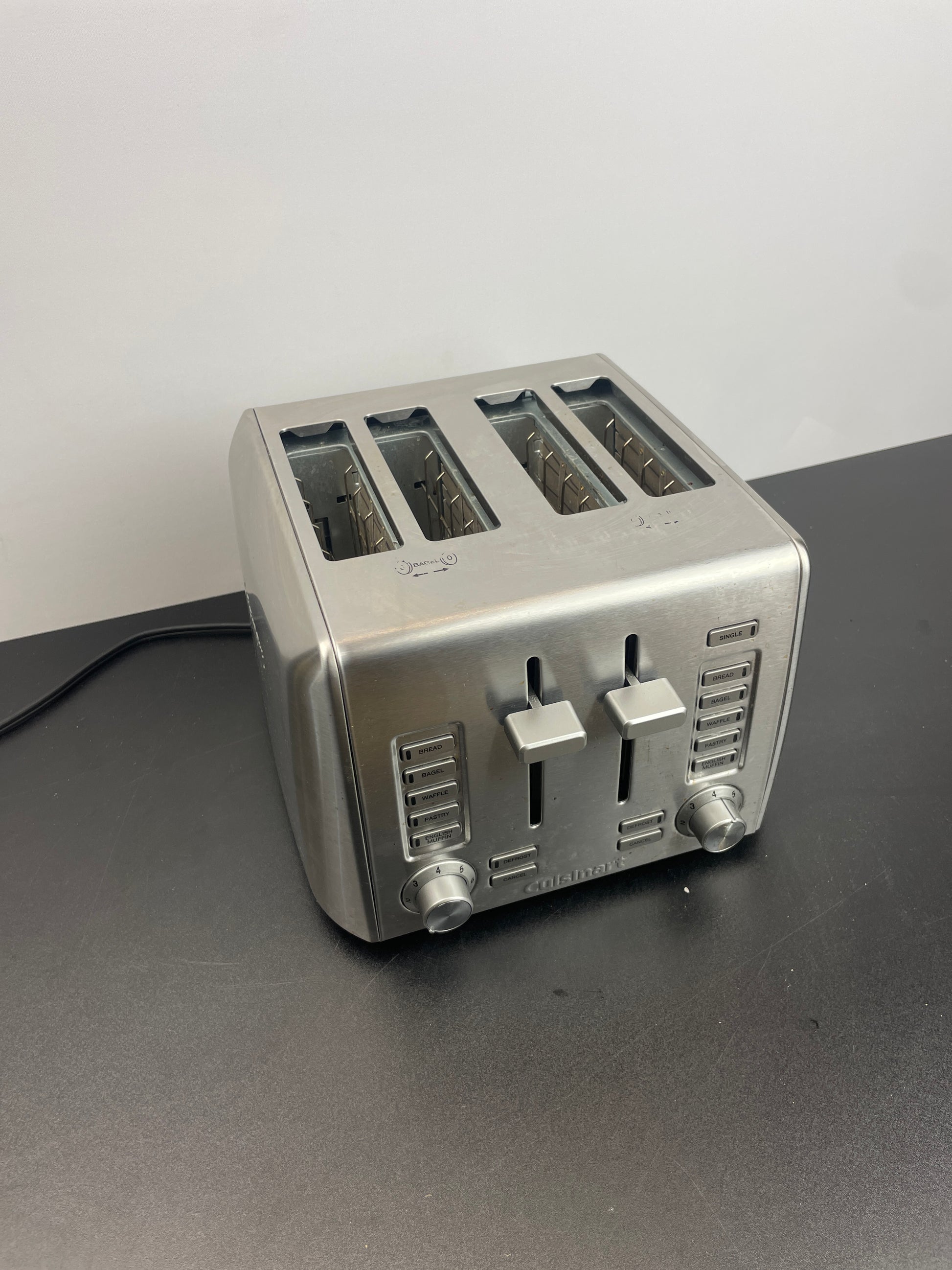 CUISINART 4-SLICE TOASTER - Retail $49