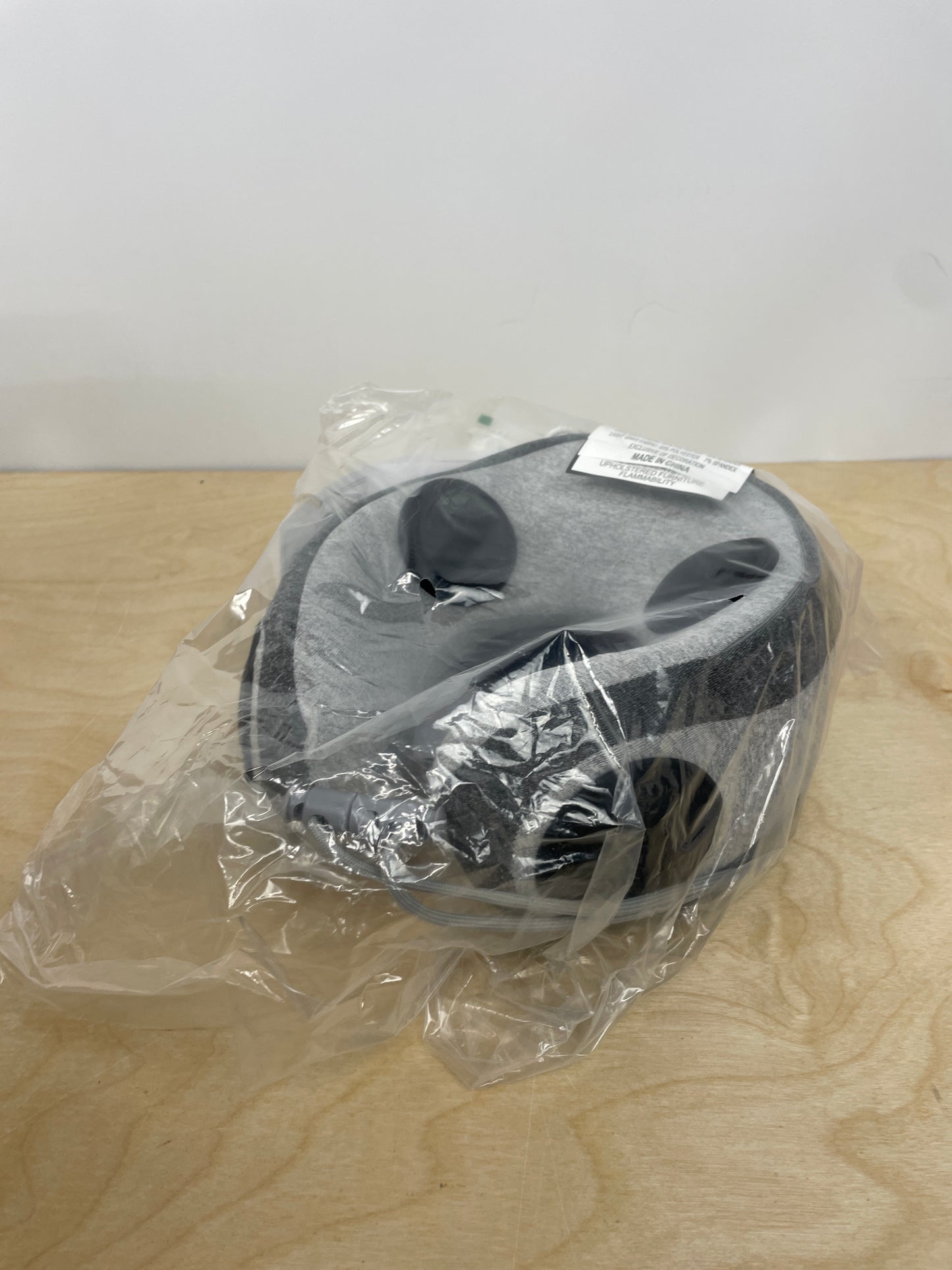 Homedics Portable Neck Massager with Music & Vibration - Retail $70