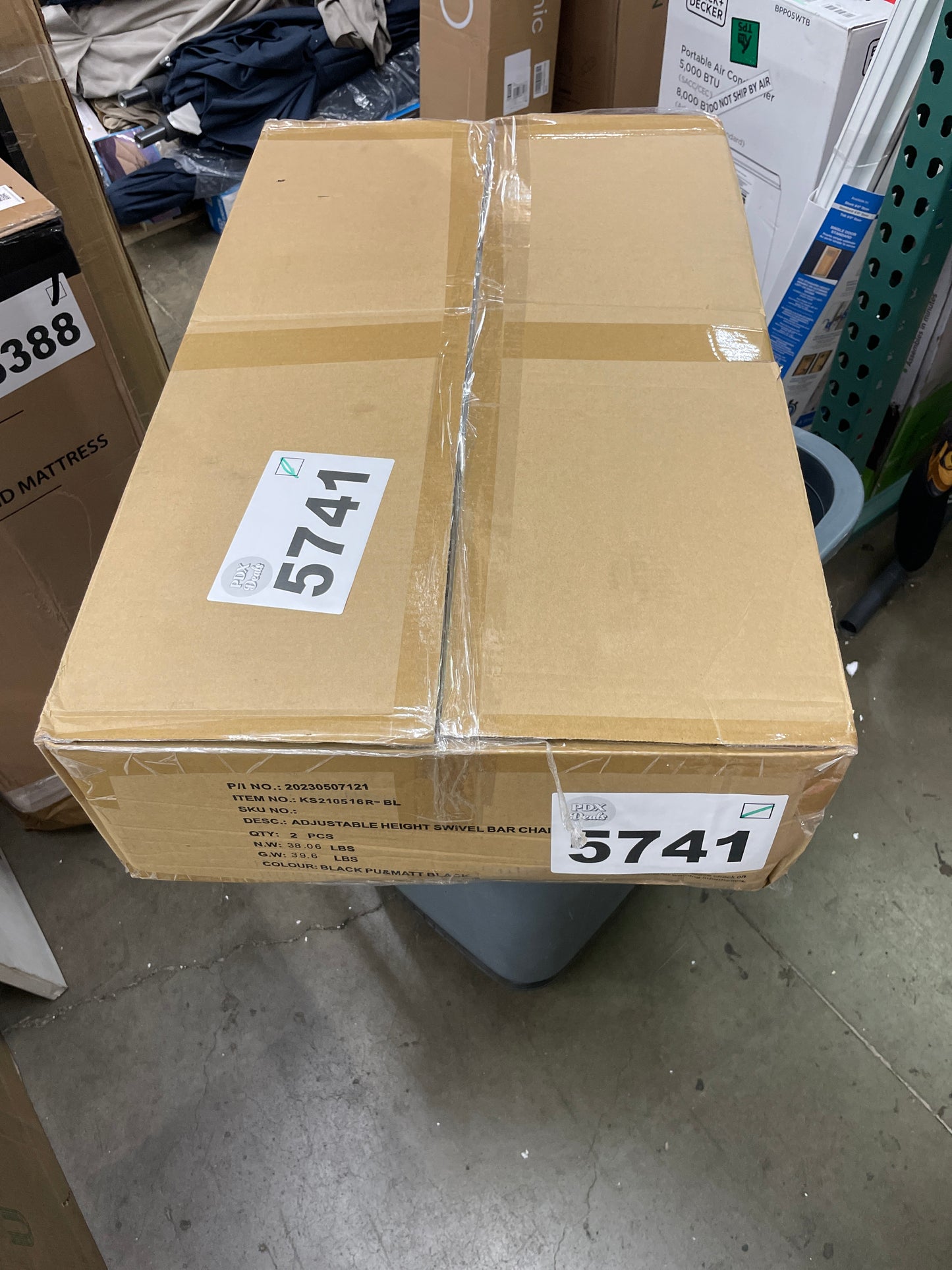 KATDANS New Black Swivel Bar Stools Set of 2, Adjustable Seat Height Bar Stools, 24/29 Inches Counter Height Stools with Back Bar Height Stools for Kitchen Island, Pub,Bistro, Restaurant, KS516R-BK - Retail $176