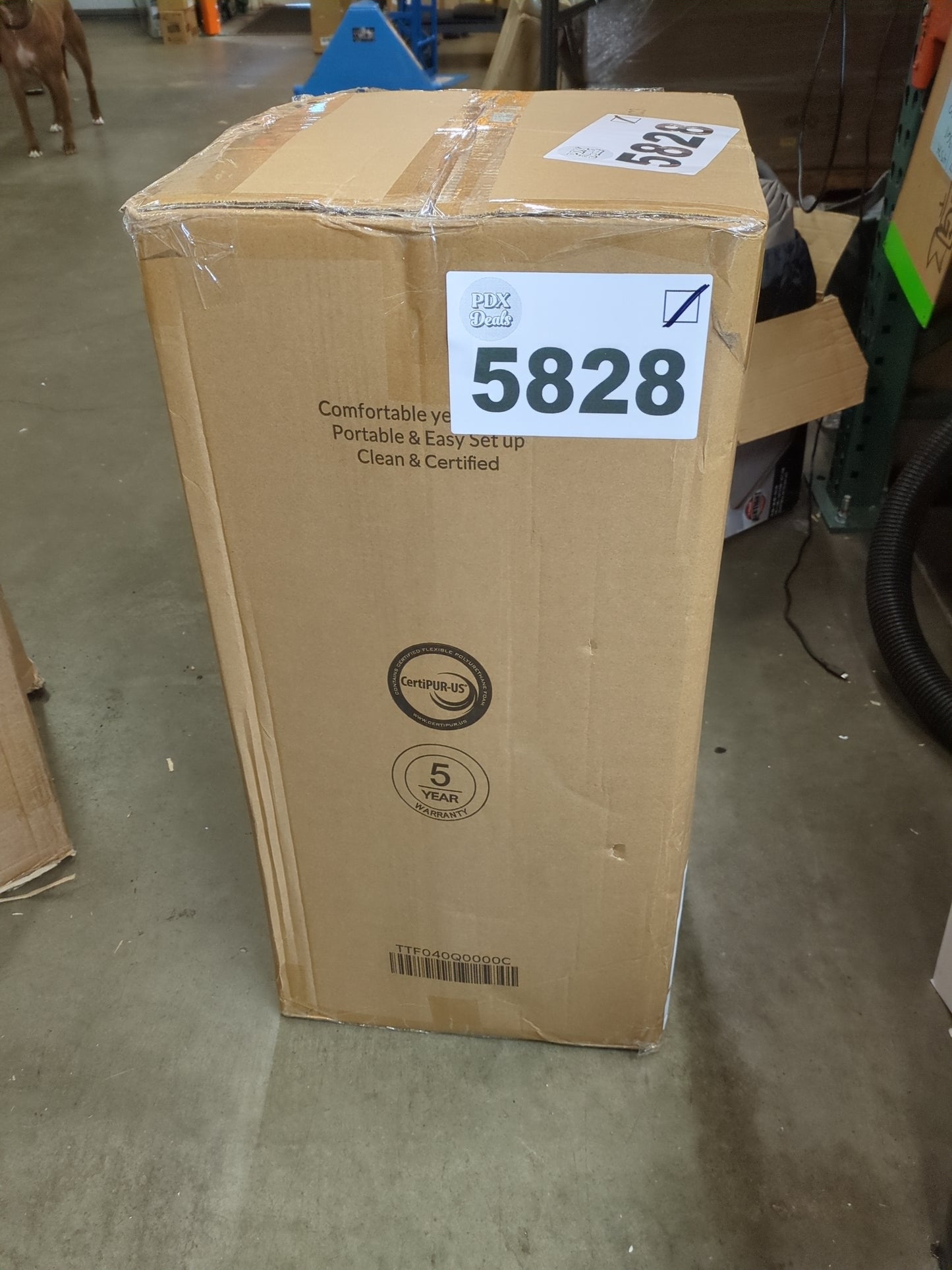 Tri-Fold Memory Foam Mattress, 4 inch Queen Folding Mattress with Collapsible and Washable Cover, Travel and Guest Mat, 80"Ã—60"Ã—4", Grey - Retail $117