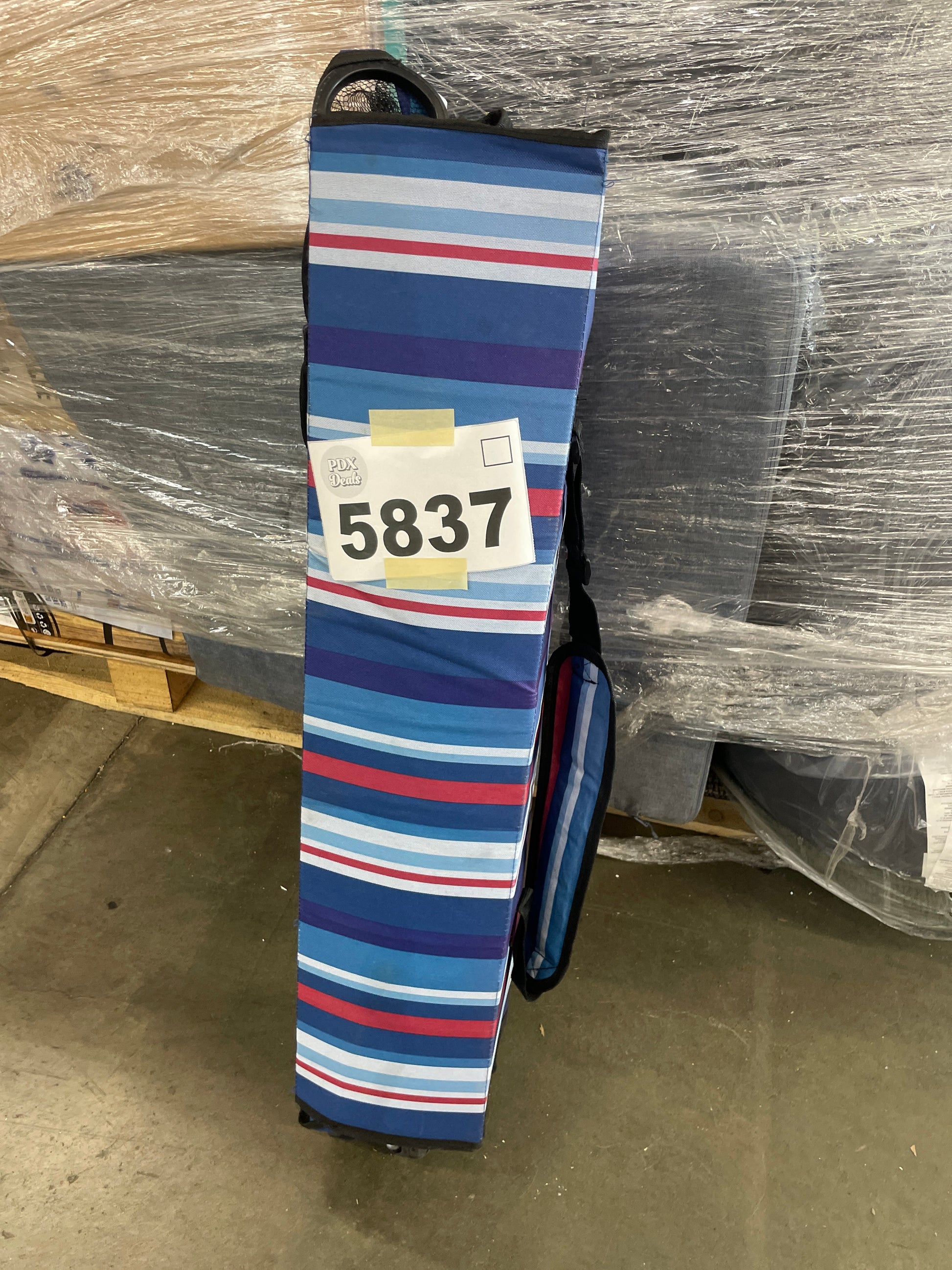 BDL Camping Chair with Cup Holders and Carry Bag Foldable and Easy to Carry Outdoor Chair for Lawn Beach and Pation, Recliner Support 450 LBS - Retail $72