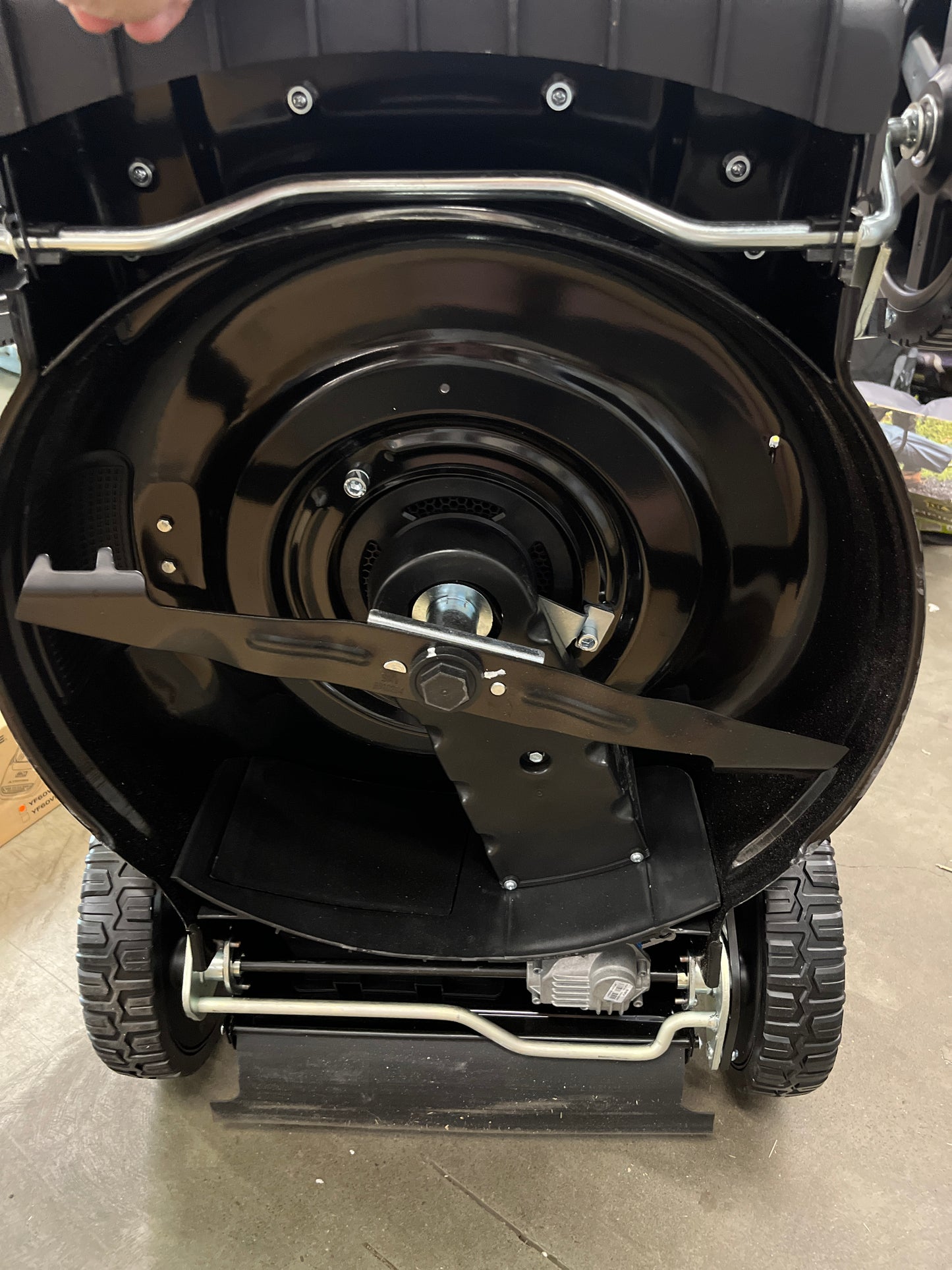 YARDFORCE 60V SELF - Retail $499