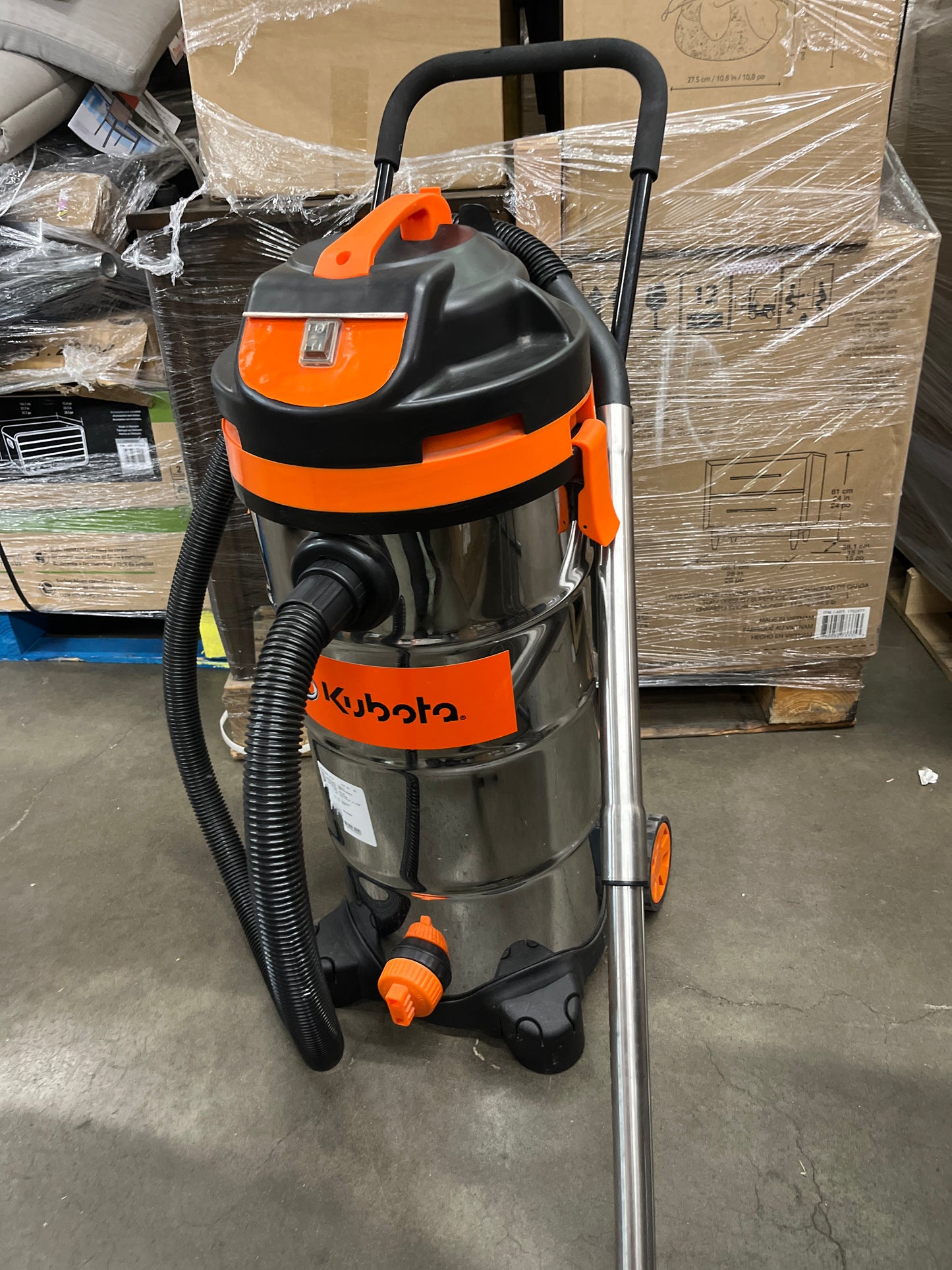 KUBOTA 12 GAL WET/DRY VAC - Retail $49