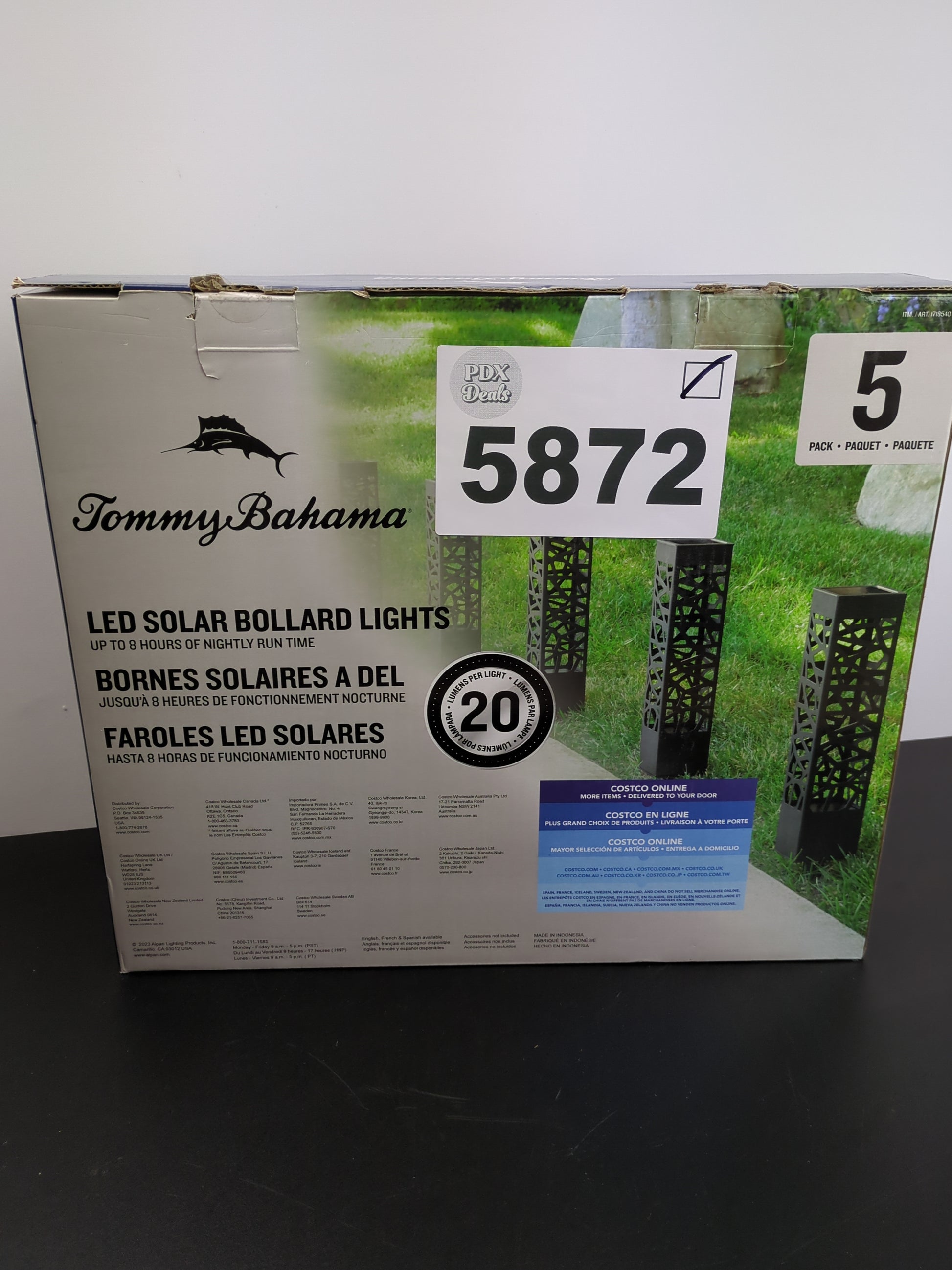TOMMY BAHAMA SQUARE - Retail $39