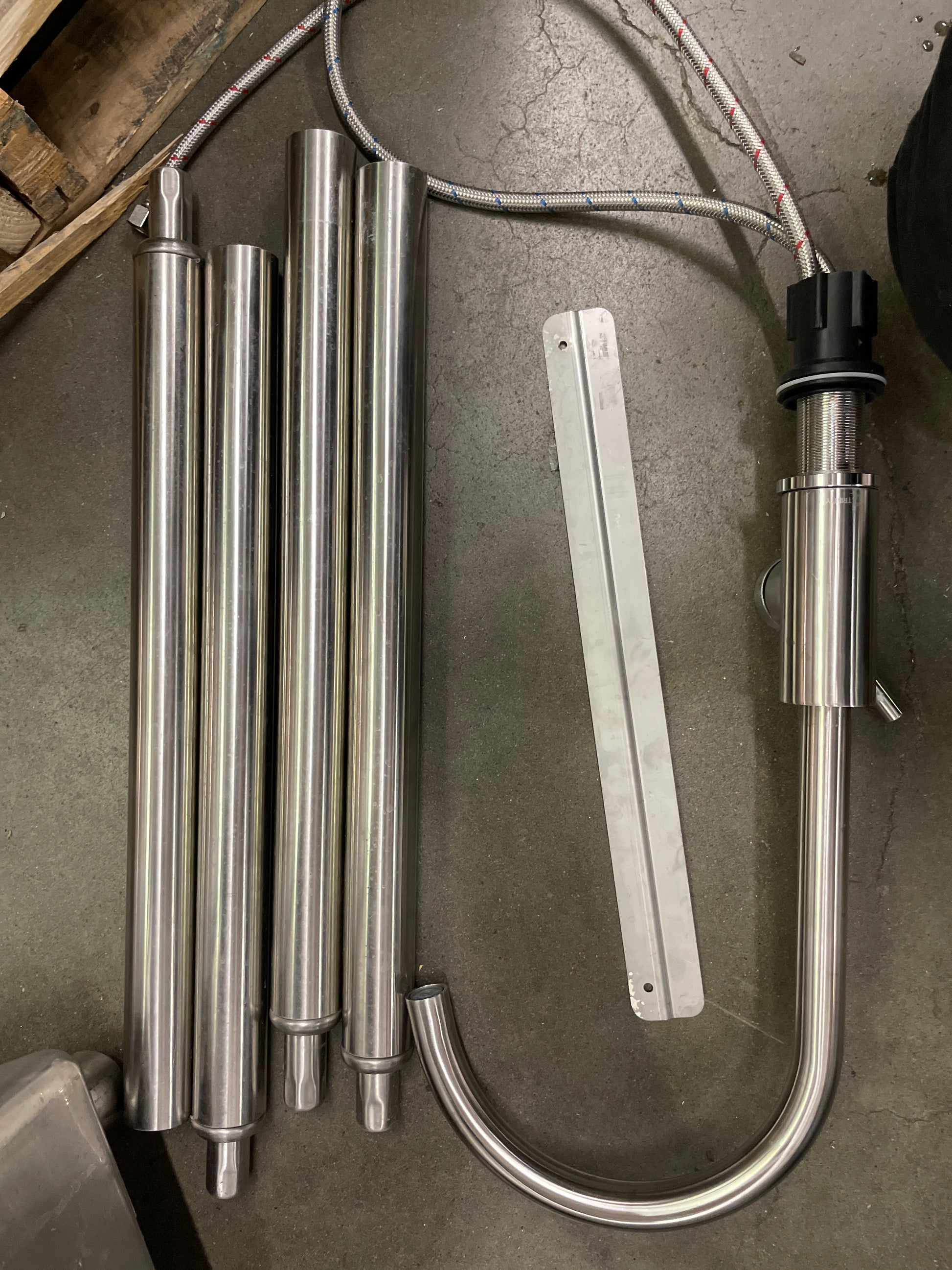 TRINITY Stainless Steel Utility Sink with Faucet - Retail $289