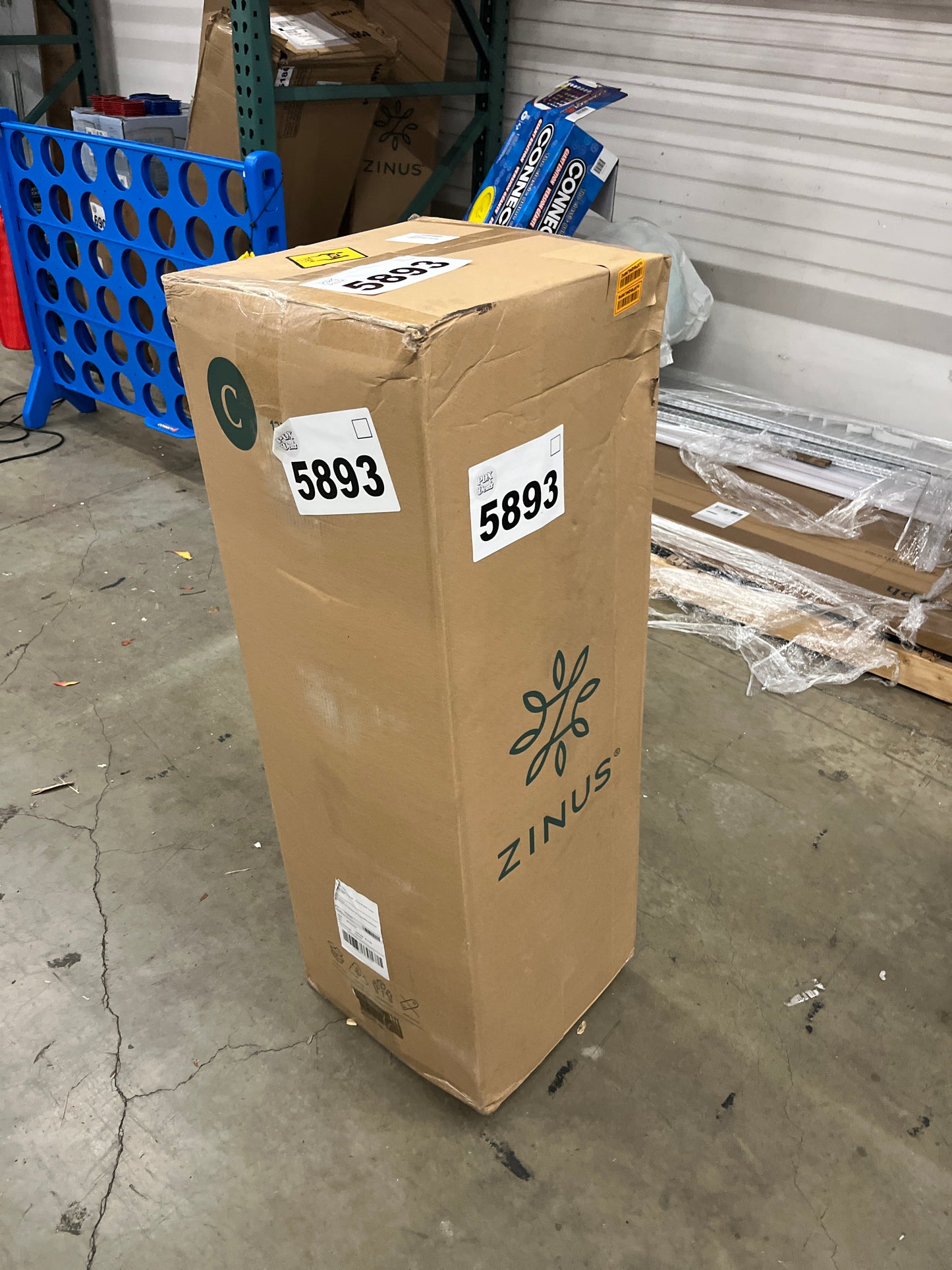 NEW - Zinus 12 Inch CALI KING Green Tea Memory Foam Mattress [New Version], Fiberglass Free, Medium Firm Feel, Zoned Pressure Relief, Certified Safe Foams & Fabric, Bed-in-A-Box, California King - Retail $398