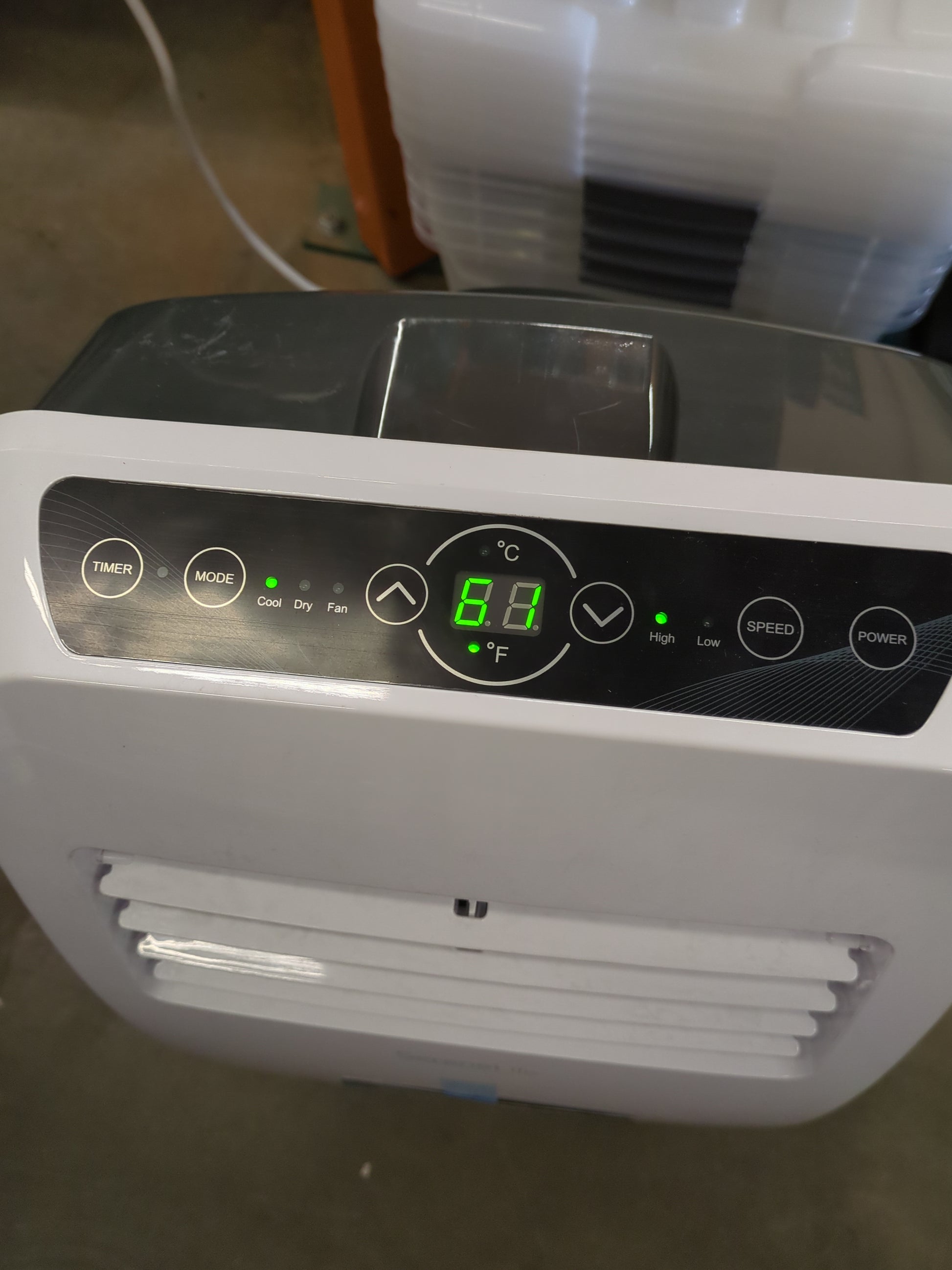 SereneLife SLPAC8 SLPAC 3-in-1 Portable Air Conditioner with Built-in Dehumidifier Function,Fan Mode, Remote Control, Complete Window Mount Exhaust Kit, 8,000 BTU, White - Retail $301