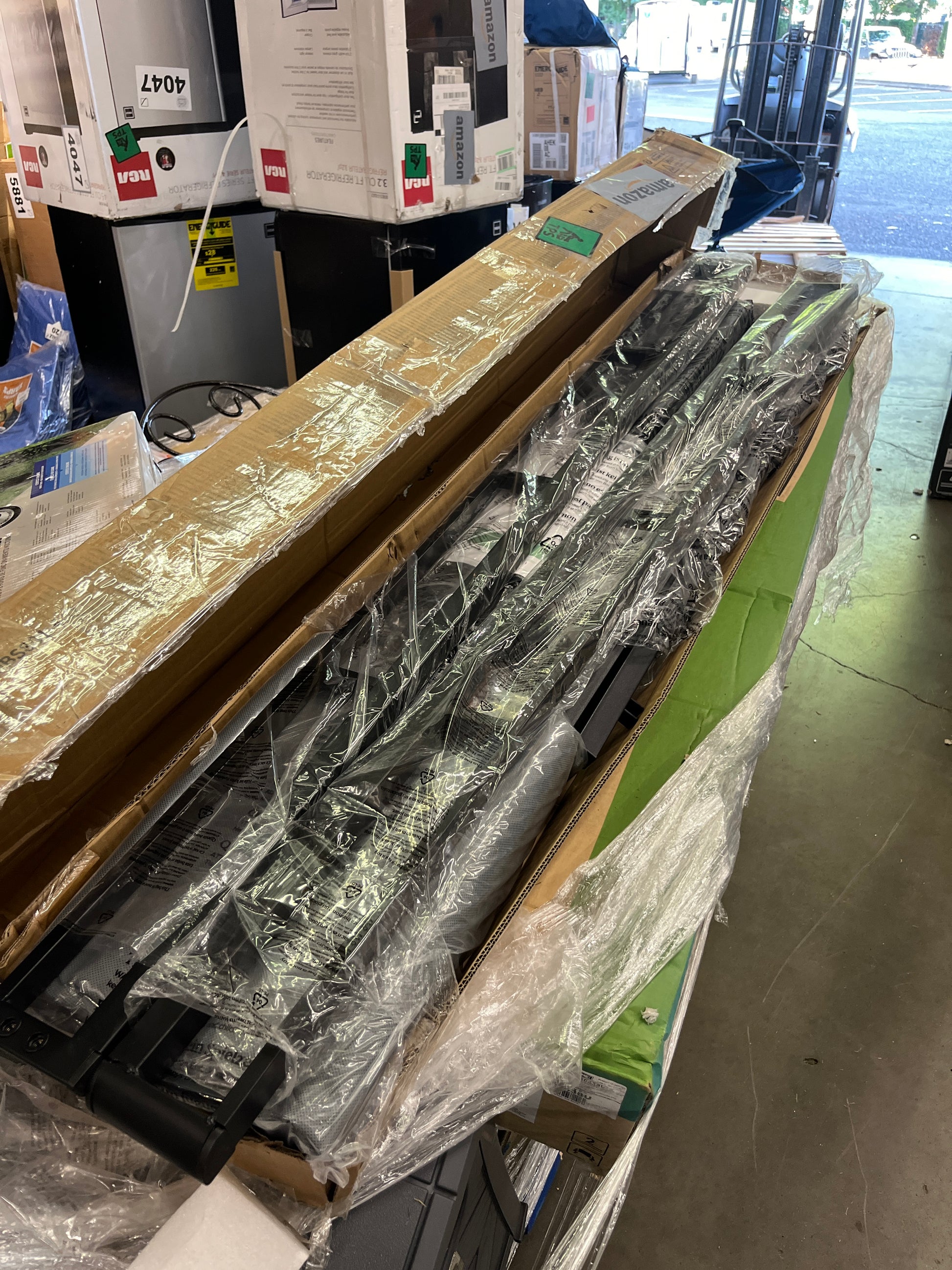 Novilla Queen Box Spring, 4-Inch Metal Box Spring Supports for All Types of Mattress/Extra-Strong Support & Non-Slip, No Noise, Easy Assembly - Retail $128