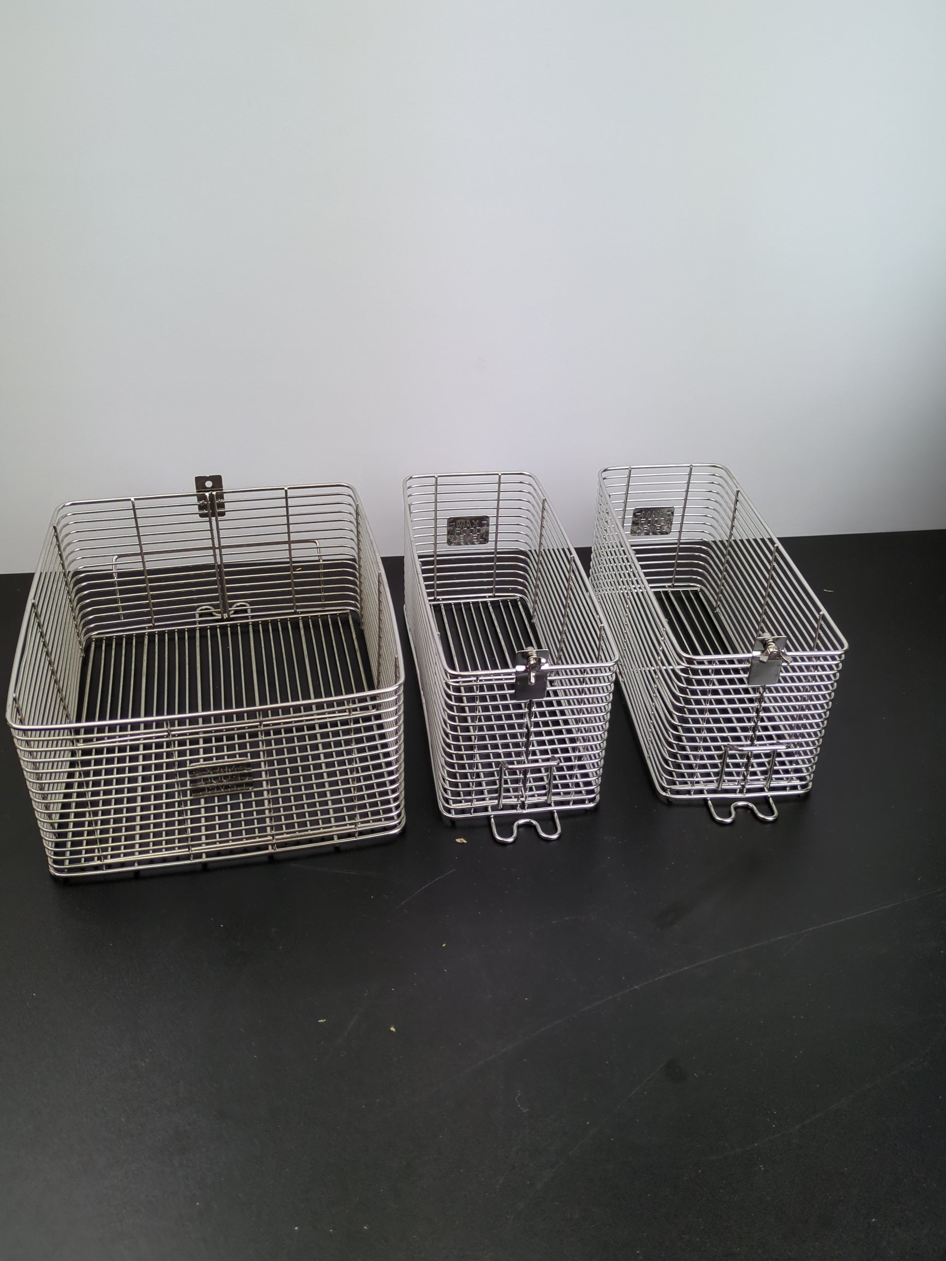 WARING 10LB DEEP FRYER - Retail $419