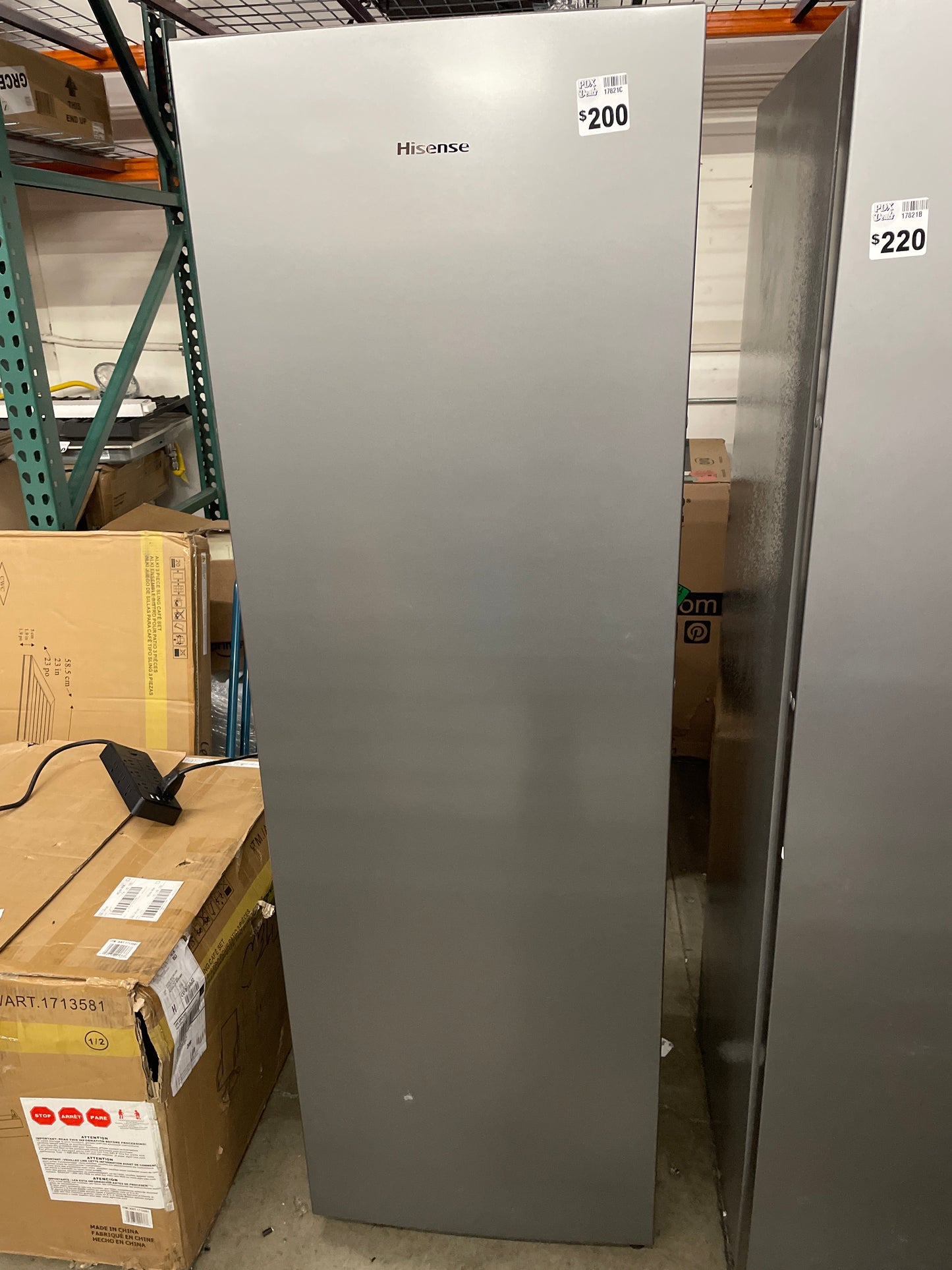 DAMAGED - Hisense 10.2 cu. ft. Garage Ready Frost Free Convertible Upright Freezer with Seal Break Handle (C)