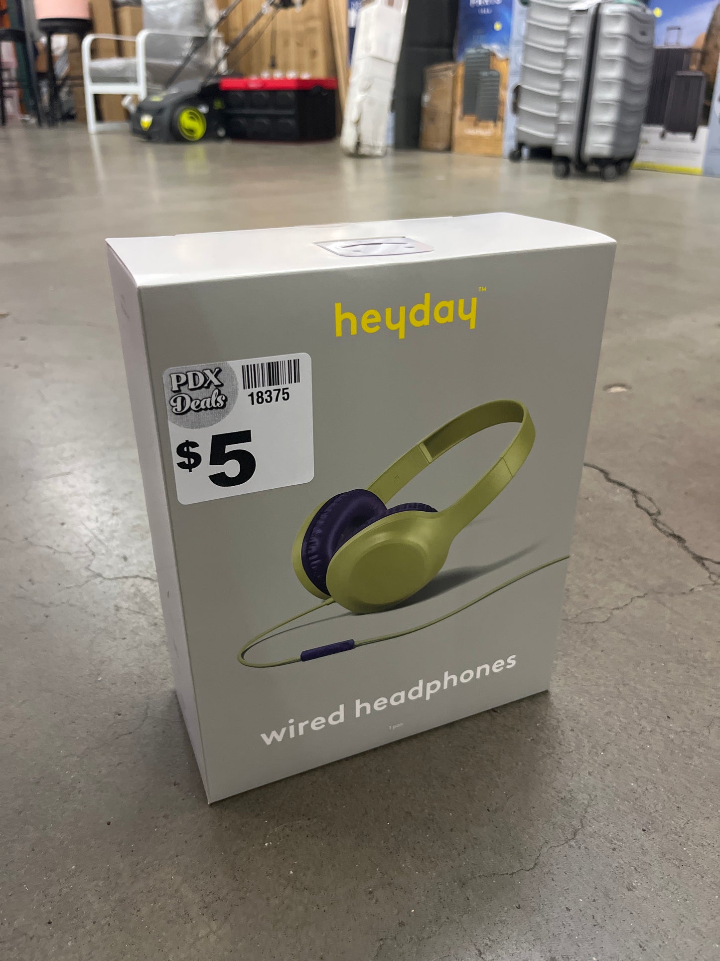 Wired On-Ear Headphones - heyday Pastel Lime: Built-In Mic, 3.5mm Jack, Foam Cushions