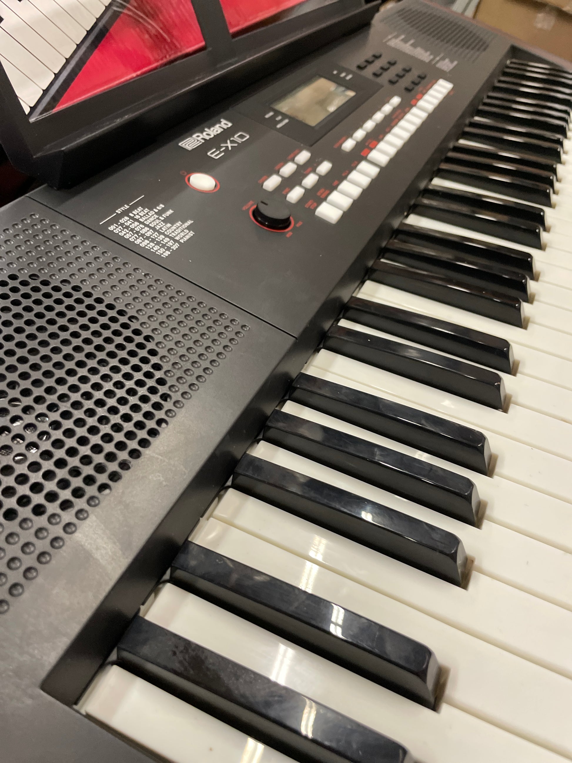 ROLAND E-X10 KEYBOARD/ - Retail $199